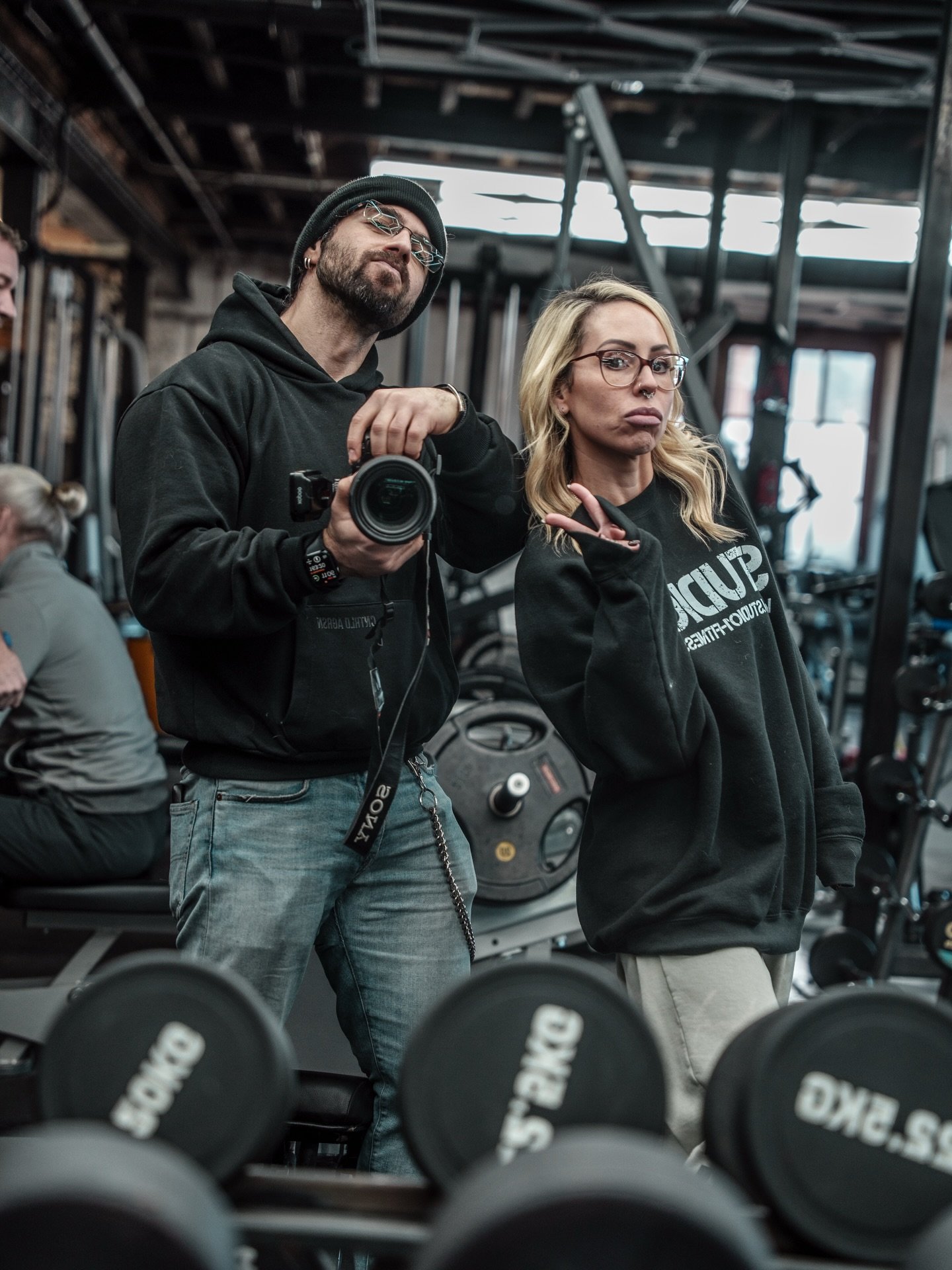 Fun day shooting with @taramichele7 at @studio1_fitness 
We got some spicy stuff 🌶️