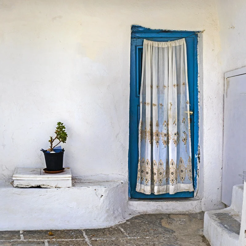 Santorini Selected Fine Art Doors Photography Print Online  Shop 聖托里尼精選門當代藝術攝影作品｜高品質純棉帆布印刷｜線上購買攝影｜全球快遞運送
Online limited-edition fine art prints and photography.You are guaranteed to receive a high quality piece of art.Discover our selection of photog