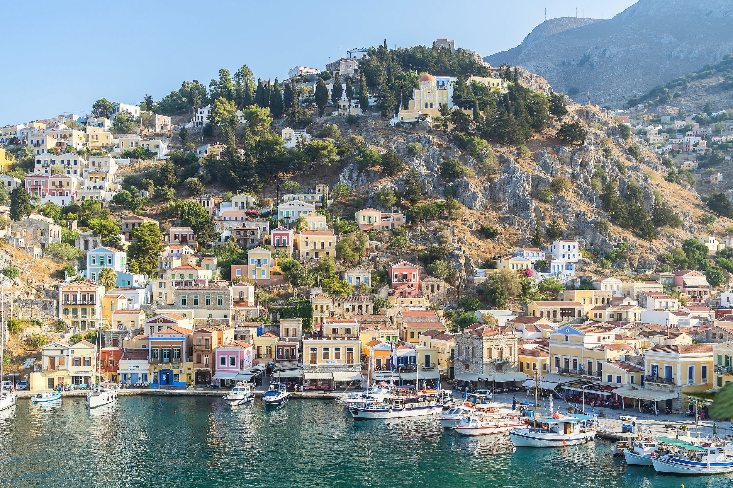 The best Greek islands to visit in 2021, Greek islands that promise unforgettable holidays. Discover them! Greek islands best attractions, best beaches, where to visit, Which is the most beautiful island in Greece? the most picturesque Greek islands,