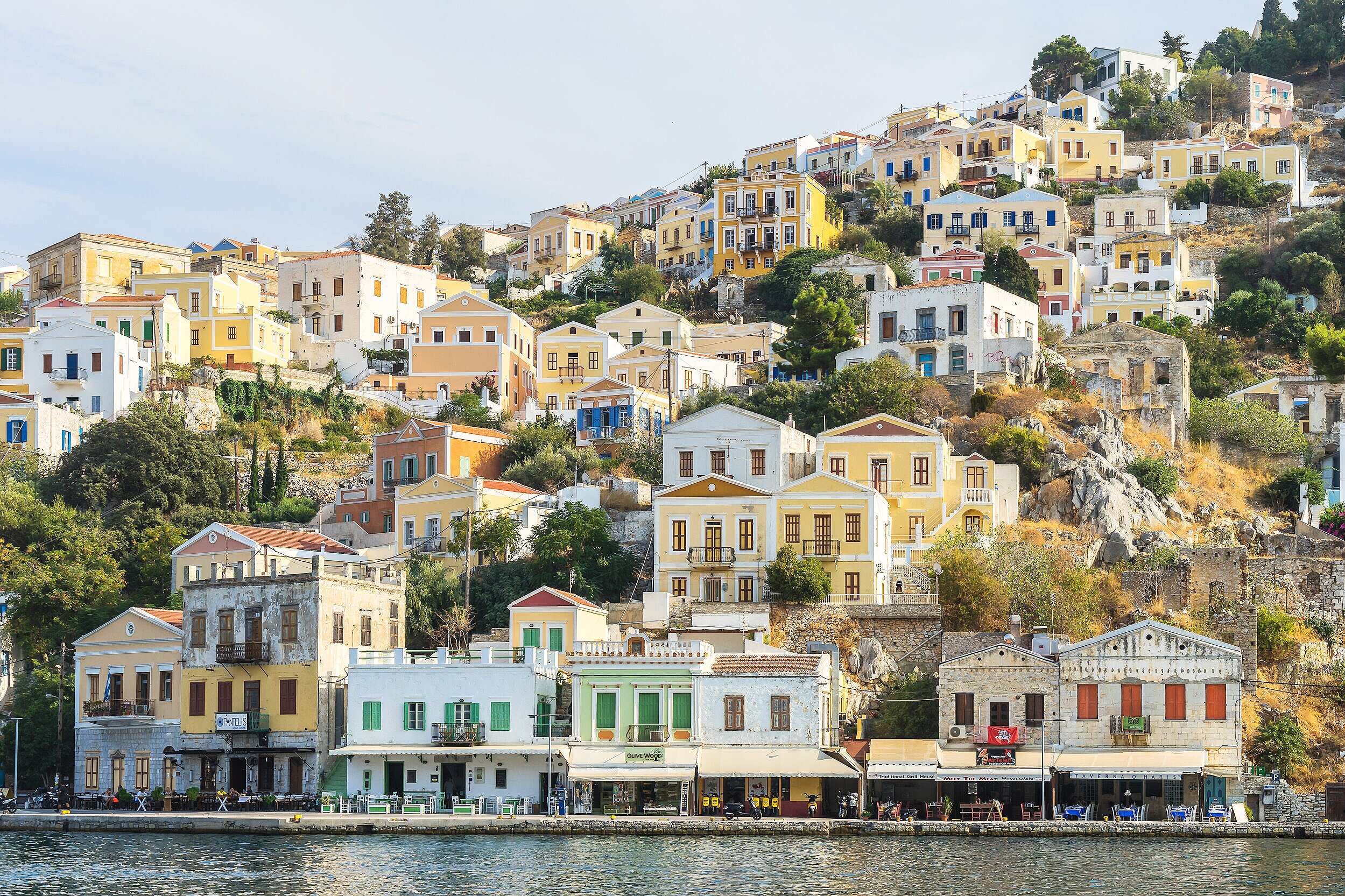 The best Greek islands to visit in 2021, Greek islands that promise unforgettable holidays. Discover them! Greek islands best attractions, best beaches, where to visit, Which is the most beautiful island in Greece? the most picturesque Greek islands,