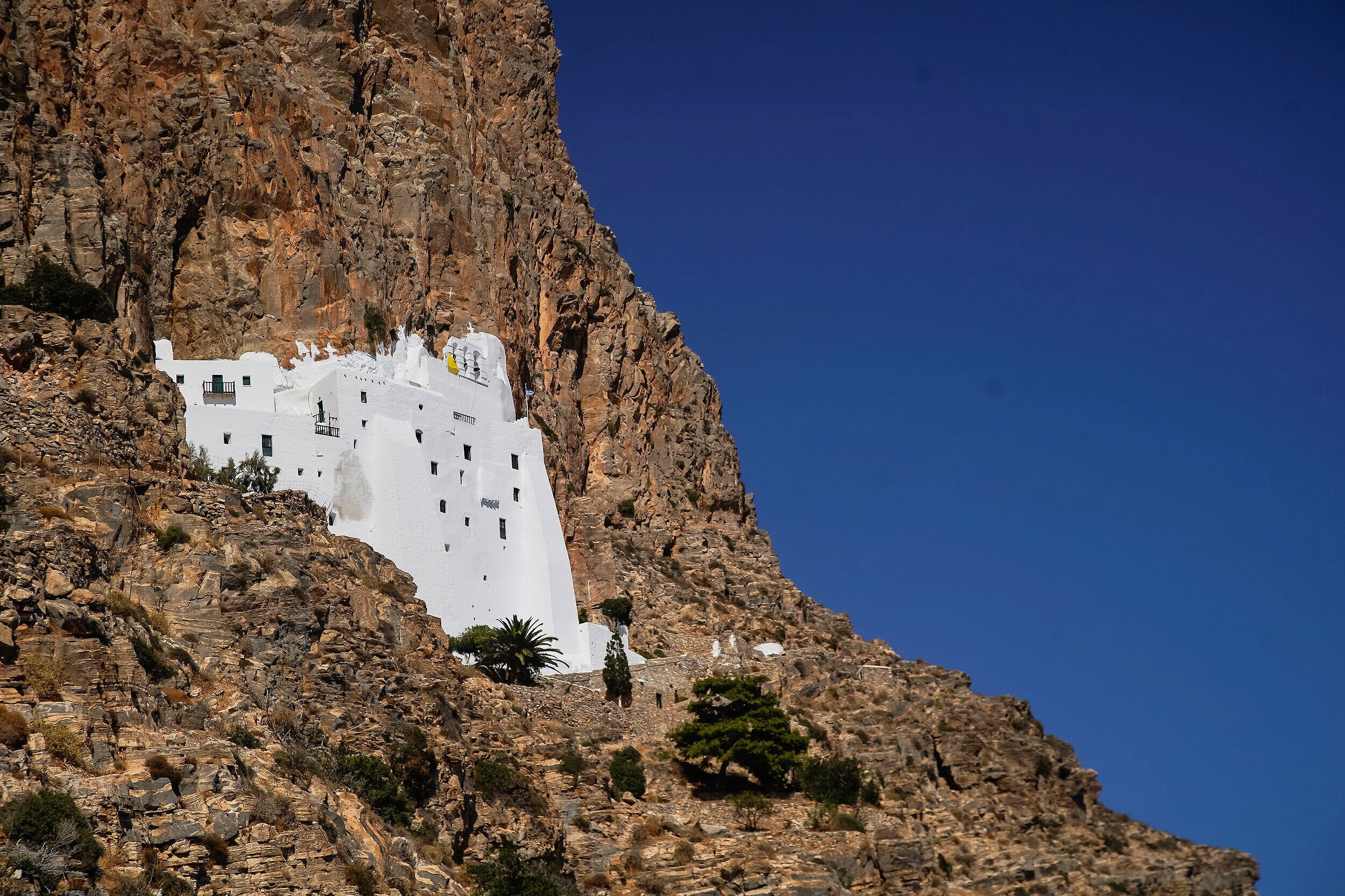 Amorgos, 阿莫爾戈斯島,The best Greek islands to visit in 2021, Greek islands that promise unforgettable holidays. Discover them! Greek islands best attractions, best beaches, where to visit, Which is the most beautiful island in Greece? the most picturesqu