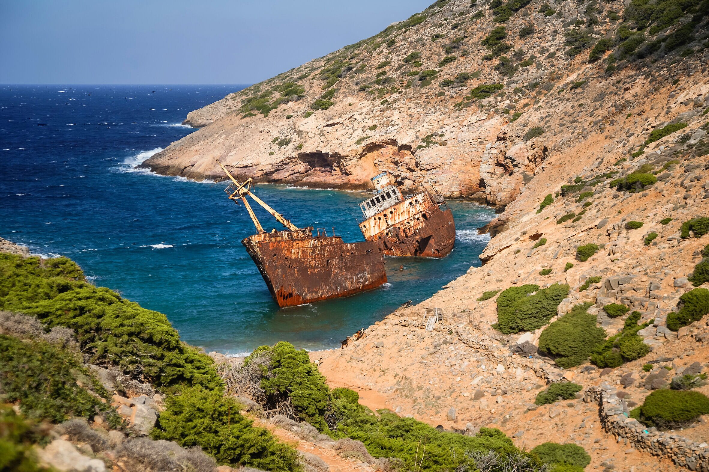 Amorgos, 阿莫爾戈斯島,The best Greek islands to visit in 2021, Greek islands that promise unforgettable holidays. Discover them! Greek islands best attractions, best beaches, where to visit, Which is the most beautiful island in Greece? the most picturesqu