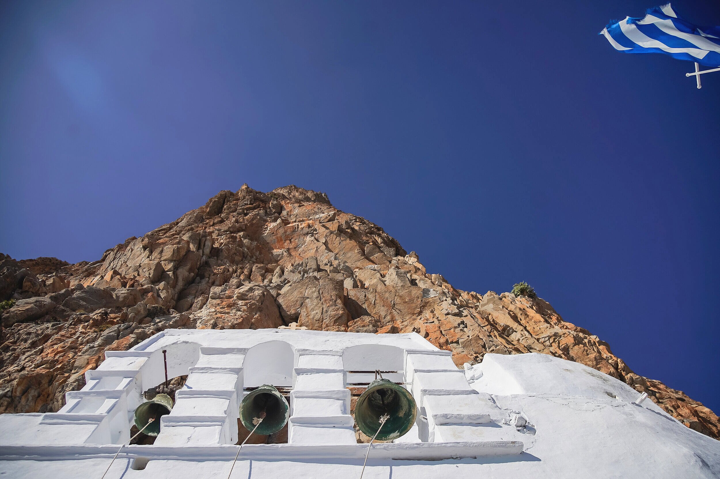 Amorgos, 阿莫爾戈斯島,The best Greek islands to visit in 2021, Greek islands that promise unforgettable holidays. Discover them! Greek islands best attractions, best beaches, where to visit, Which is the most beautiful island in Greece? the most picturesqu