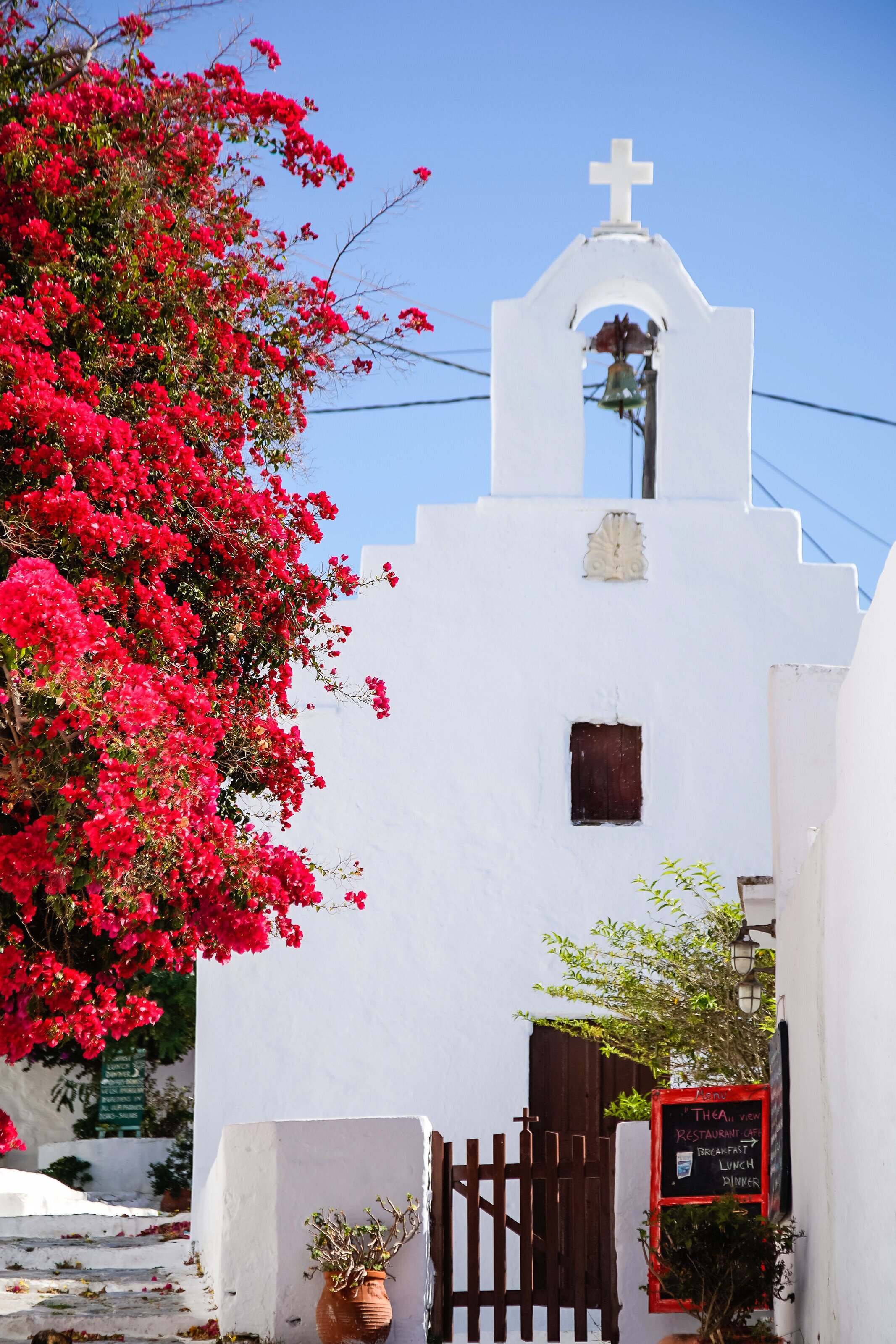Amorgos, 阿莫爾戈斯島,The best Greek islands to visit in 2021, Greek islands that promise unforgettable holidays. Discover them! Greek islands best attractions, best beaches, where to visit, Which is the most beautiful island in Greece? the most picturesqu