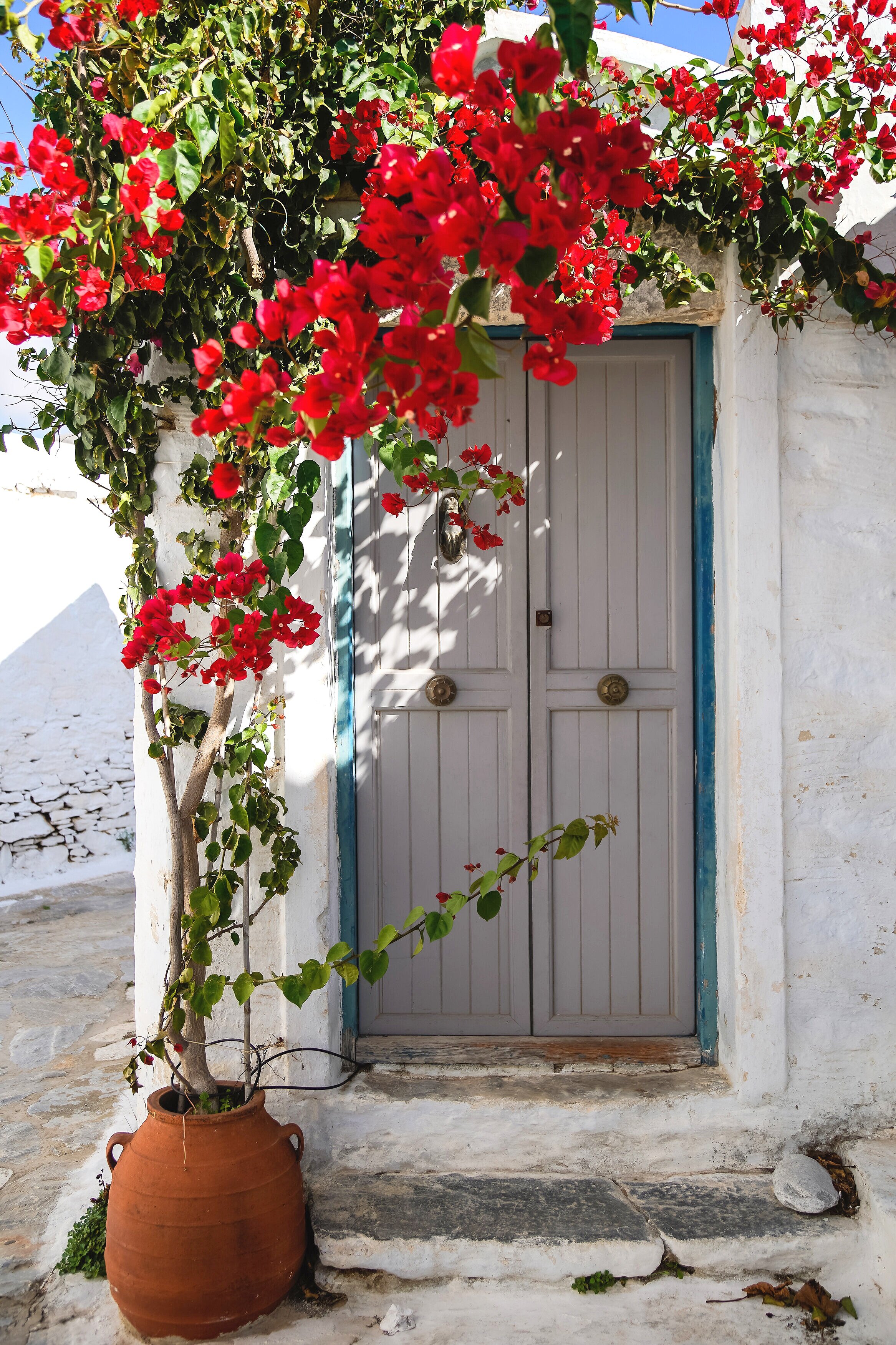 Amorgos, 阿莫爾戈斯島,The best Greek islands to visit in 2021, Greek islands that promise unforgettable holidays. Discover them! Greek islands best attractions, best beaches, where to visit, Which is the most beautiful island in Greece? the most picturesqu