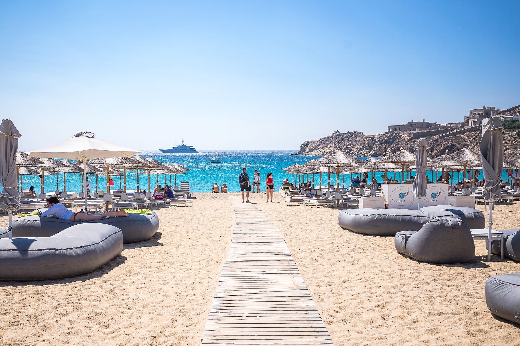 MYKONOS, 米克諾斯島,The best Greek islands to visit in 2021, Greek islands that promise unforgettable holidays. Discover them! Greek islands best attractions, best beaches, where to visit, Which is the most beautiful island in Greece? the most picturesque