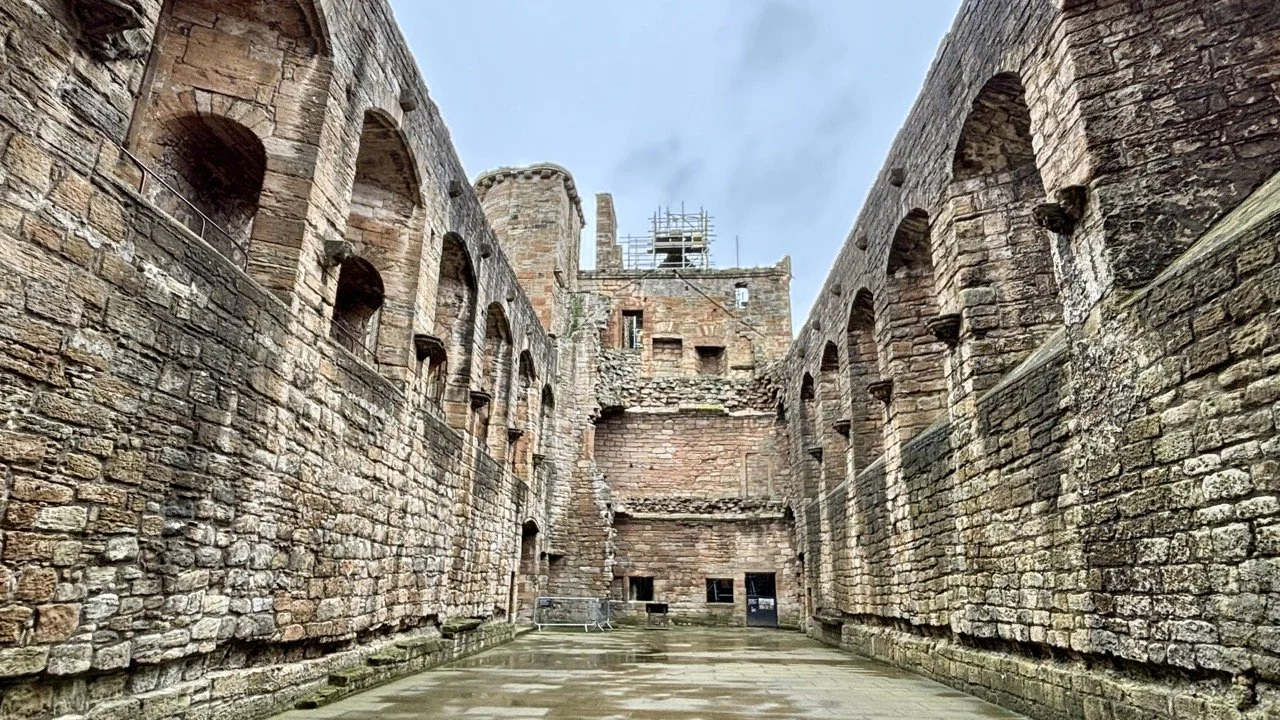 蘇格蘭中世紀城堡與《Outlander》影集旅遊景點