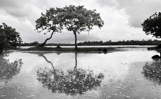 Le Morne 山頂日出全景，徒步登頂俯瞰印度洋與珊瑚礁，適合模里西斯日出攝影與文化遺產打卡