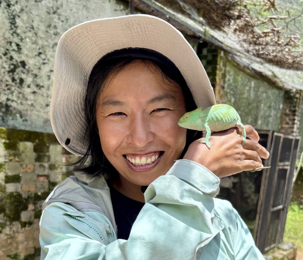 安達西步道指標與公園地圖，行前規劃與步道選擇資訊；Andasibe trail signs and park map — route planning and trail selection.