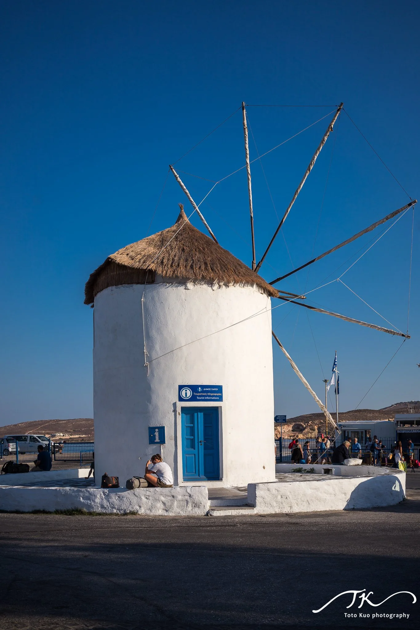 Yemeni Wine Restaurant in Naoussa, Paros — wine-pairing dinner and low-light photography tips included in the Paros travel and dining guide.