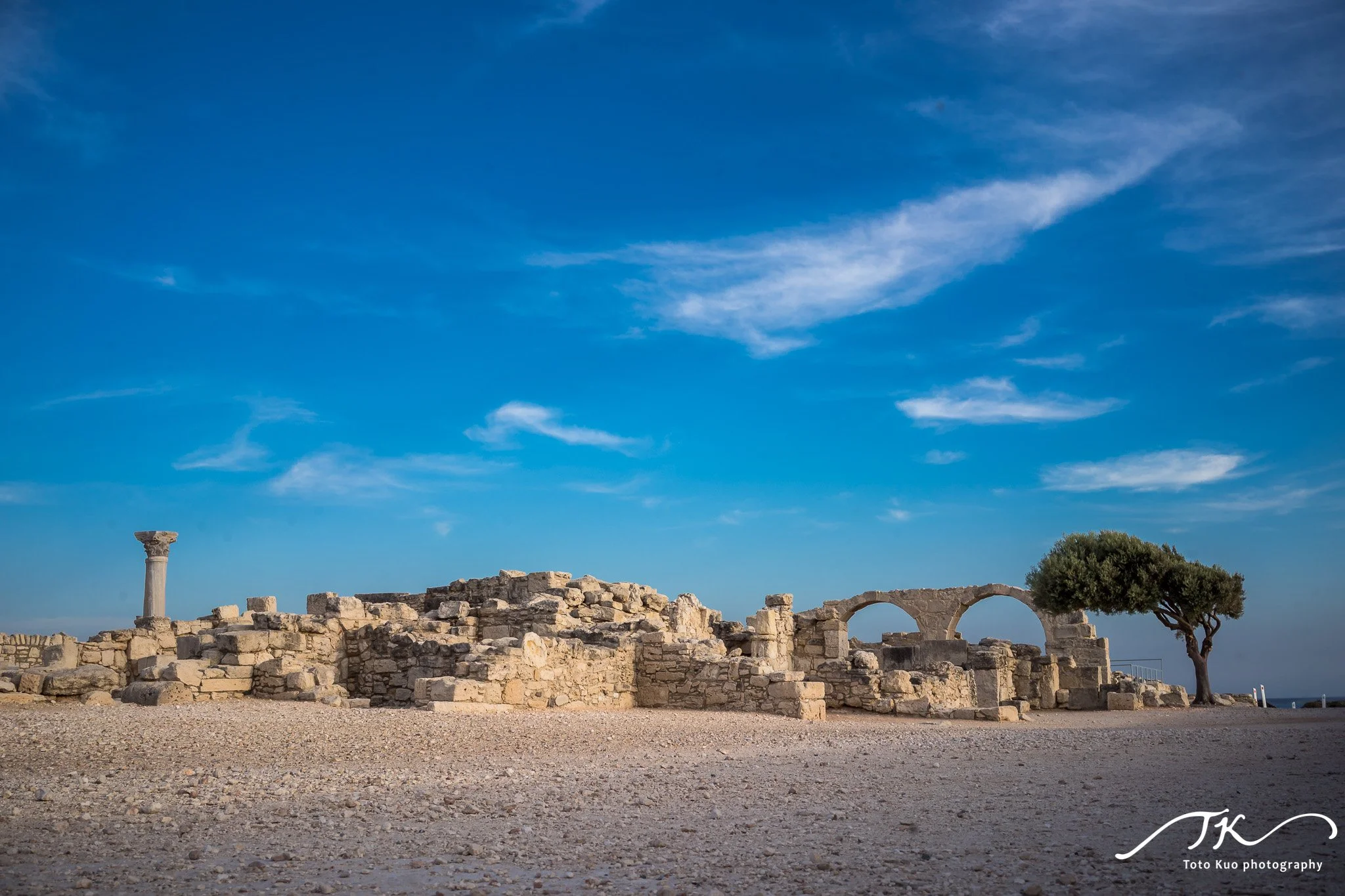 Limassol Castle and old town lanes — cultural highlight on Cyprus itineraries with nearby tavernas and street photography guidance.