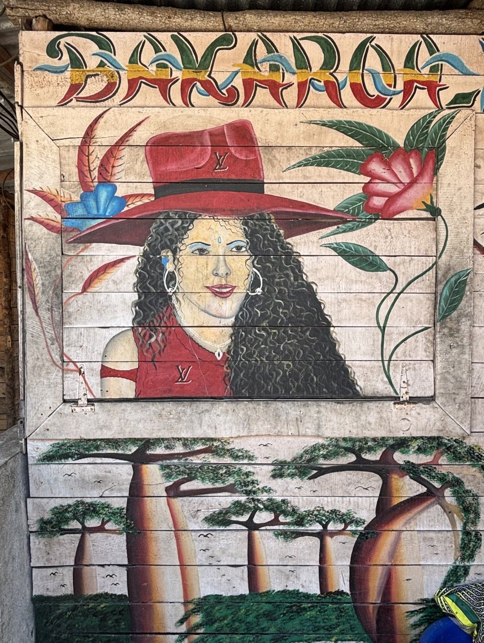 Morondava 可下載行程表封面圖：1–3 天猴麵包樹、Kimony、Zazamalala 與 Betania 攝影路線總覽；Downloadable Morondava itinerary hero image — 1–3 day overview including Avenue of the Baobabs, Kimony, Zazamalala and Betania.