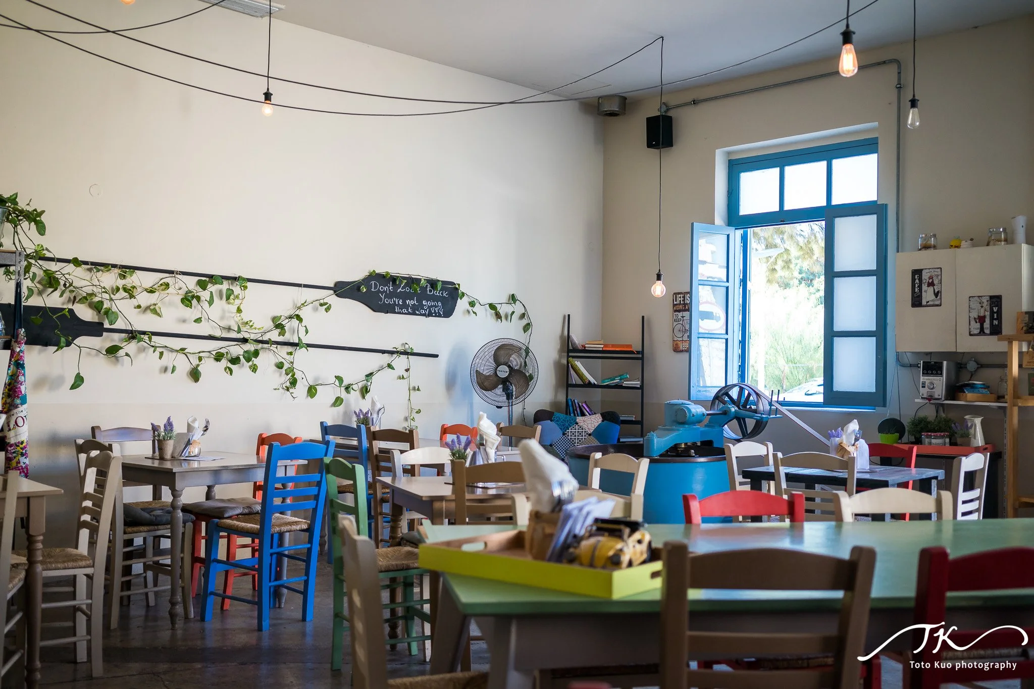 Paphos nightlife and dining photography — itinerary suggestions for evening food shoots and top restaurant recommendations in Cyprus.