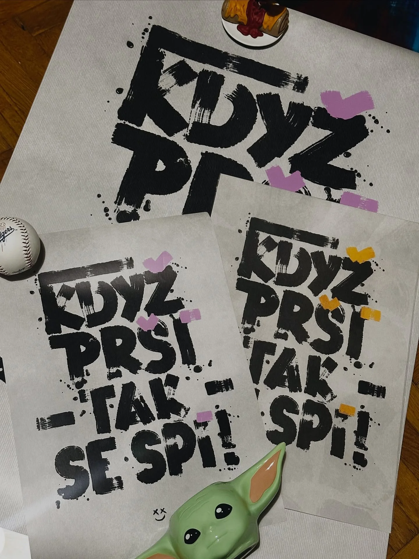 Special Pink verze m&yacute;ch posterů &ldquo;Když Pr&scaron;&iacute;, Tak Se Sp&iacute;&rdquo; v A1 a A3 ke koupi!🔥 

Skoro jsem zapomněl, že existuj&iacute;, takže kdo by měl z&aacute;jem o tyhle dva speci&aacute;ln&iacute; kousky, kter&yacute; no