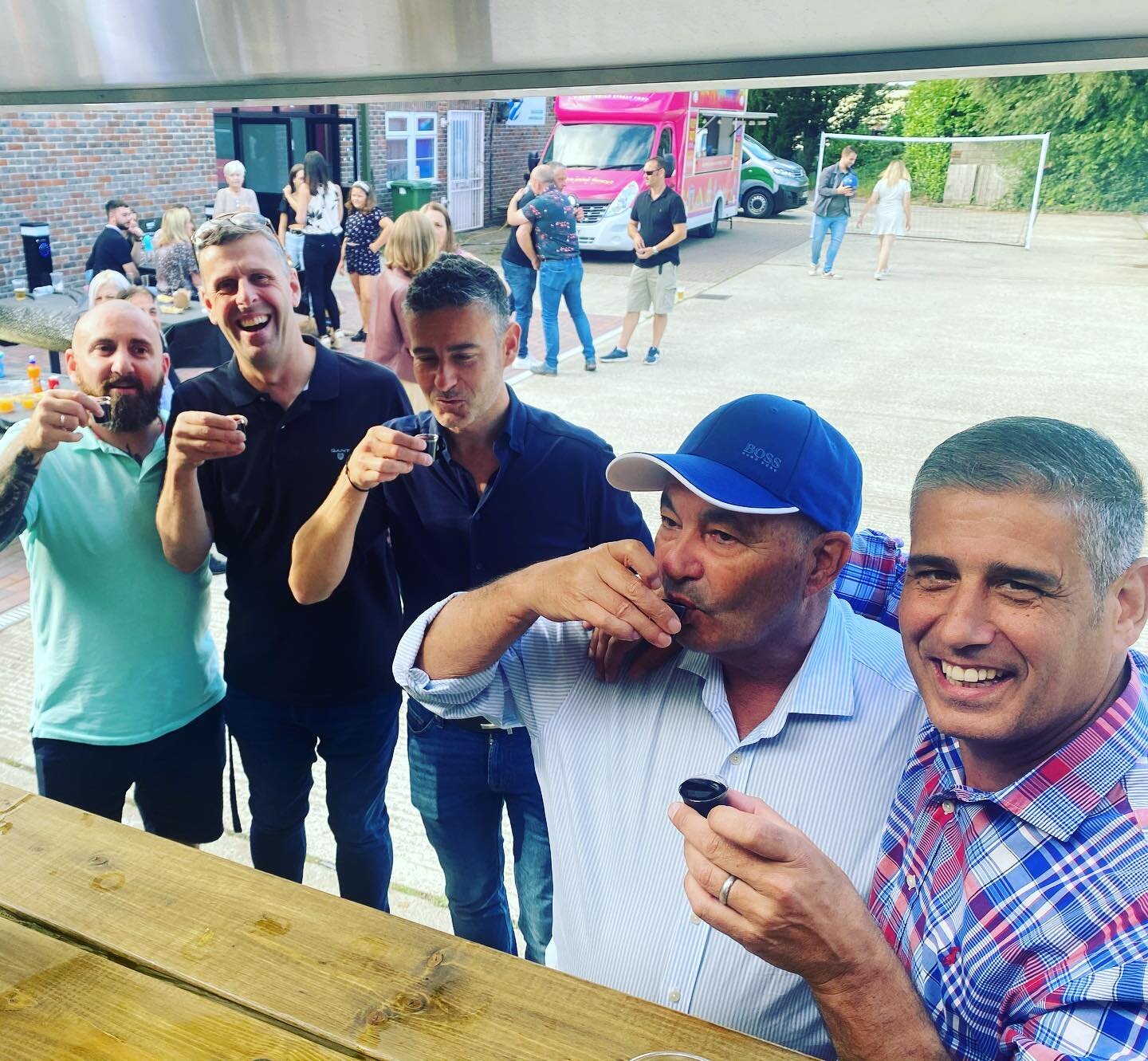 Superb day yesterday with everyone at @mcdgroupltd #thefairsaddler #mobilebar #mobileevents