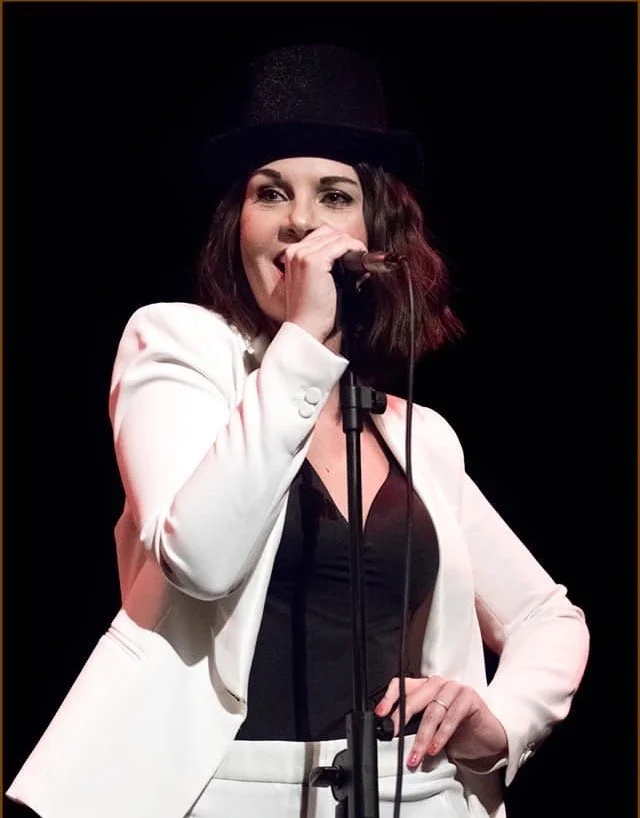 stefania-seculin-cantante-singer-soprano-mezzosoprano-marlenedith-marlene-dietrich-edith-piaf