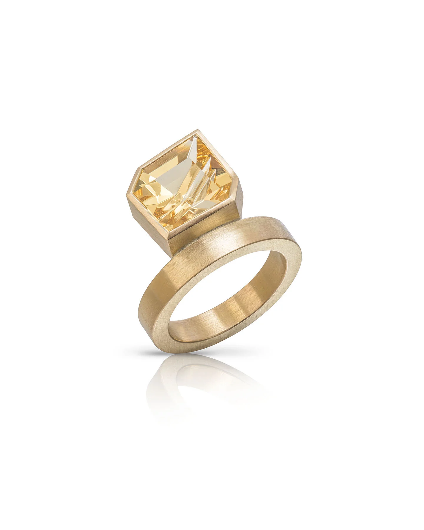 Tourmaline, 18ct gold ring.