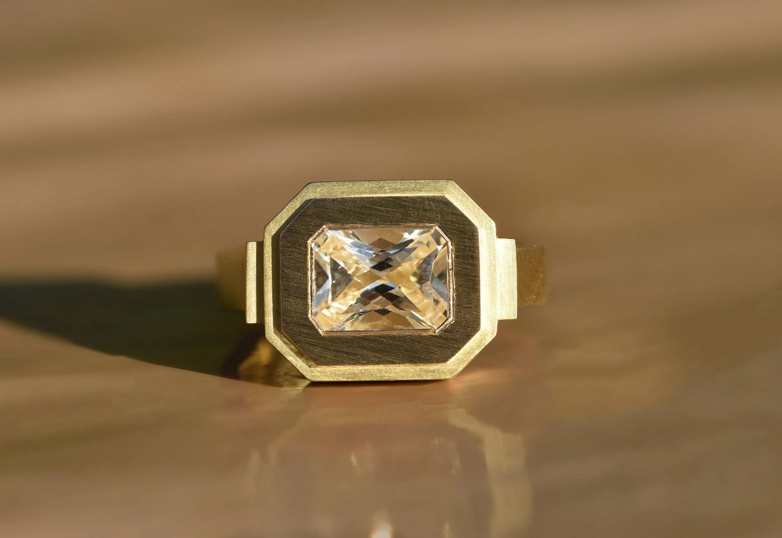 White Sapphire, 18ct gold One of a Kind