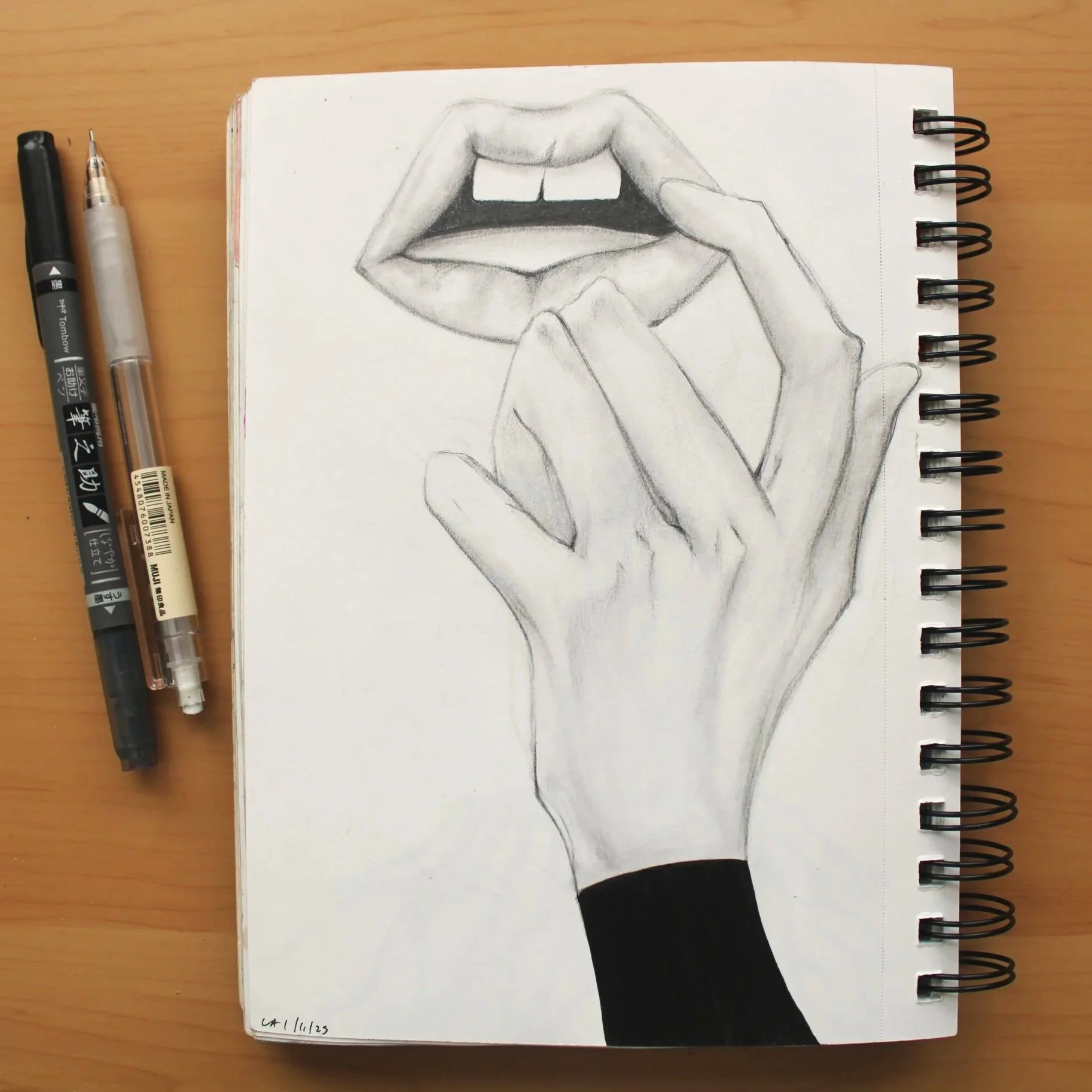2025

Graphite pencil on paper

5.5x8.5
