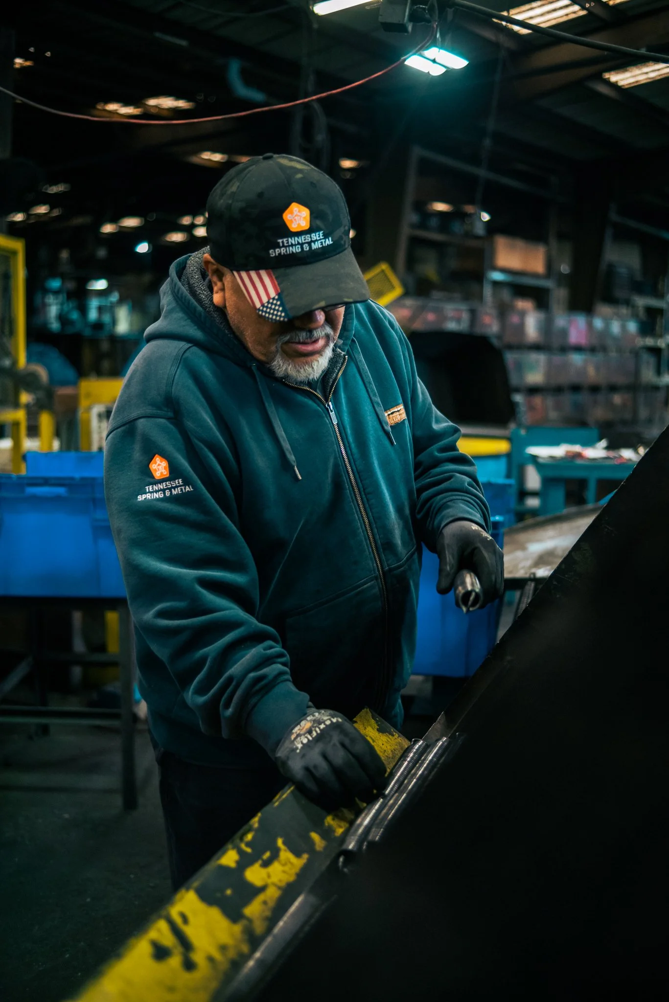 Top Benefits of Working With a Custom Spring Manufacturer and Industrial Spring Manufacturer