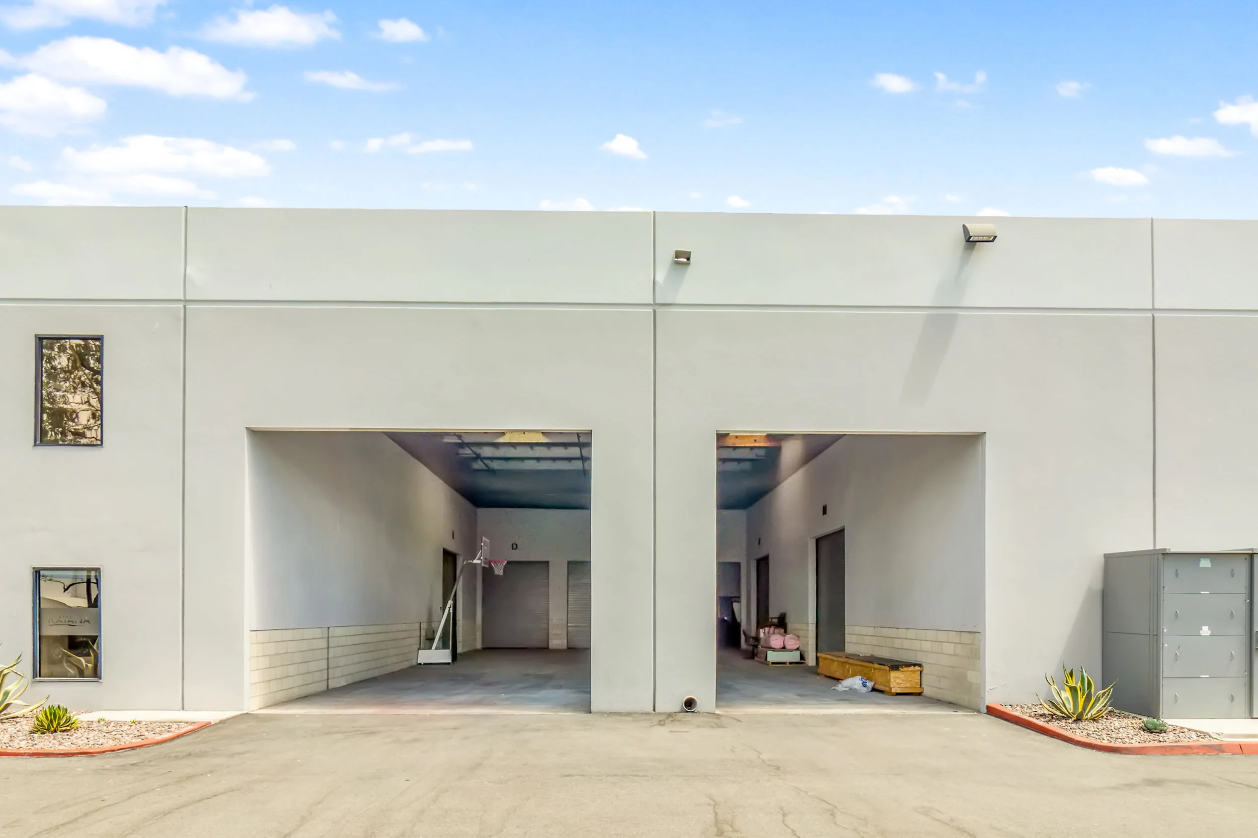 For Lease OC Commerical Real Estate.JPG