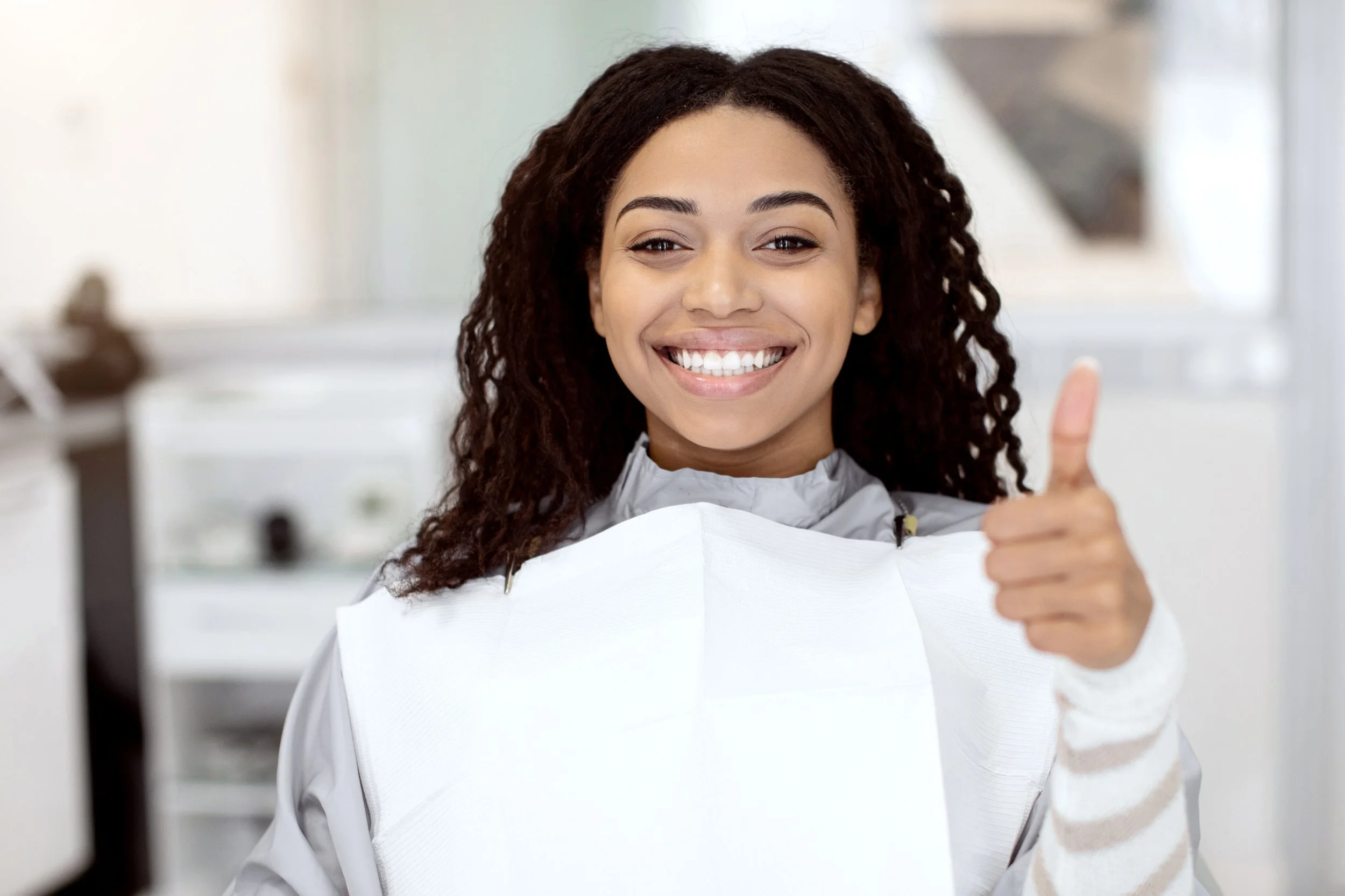 5 New Year's Resolutions for a Brighter Smile