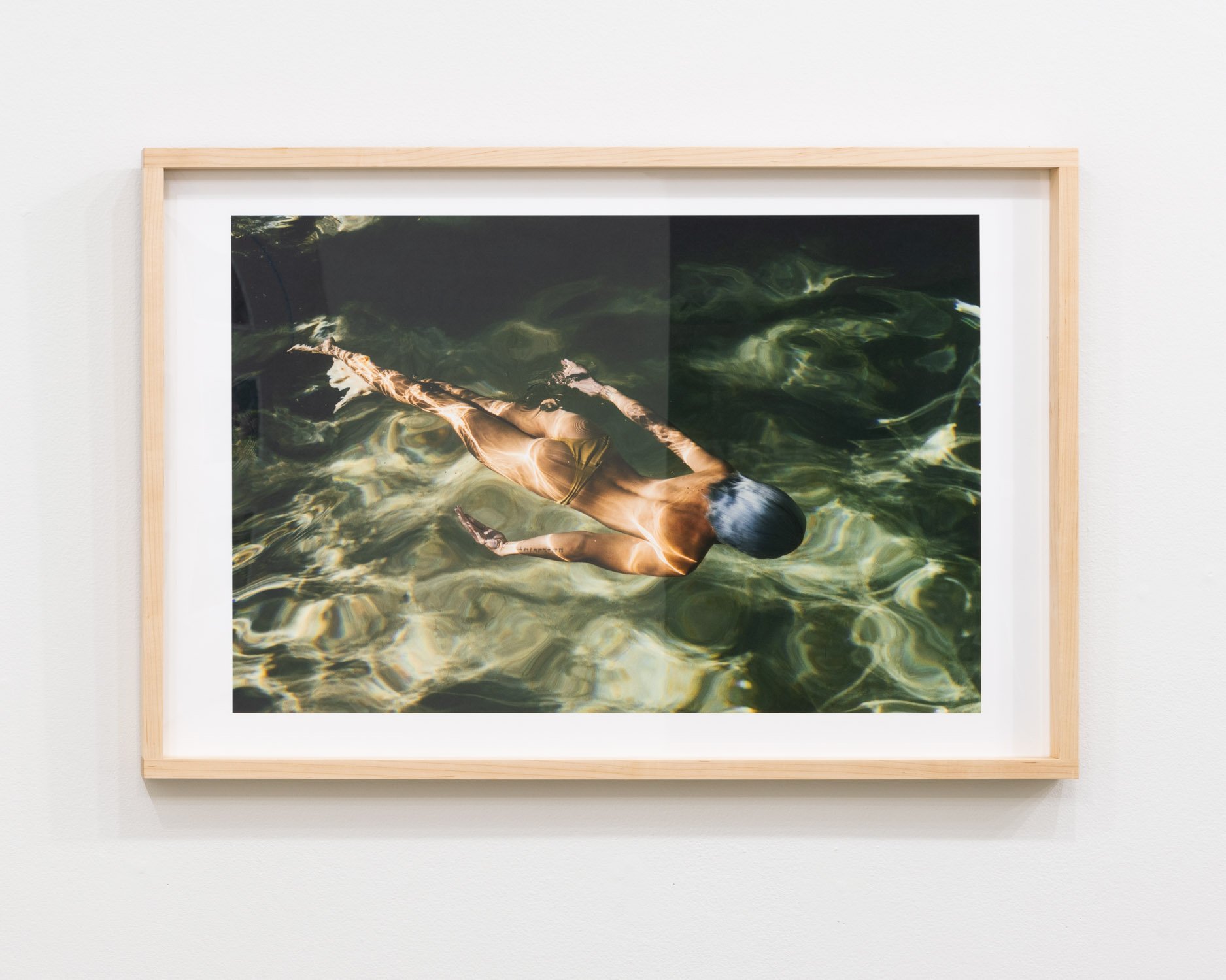 Mujer, 2022, exhibition installation view