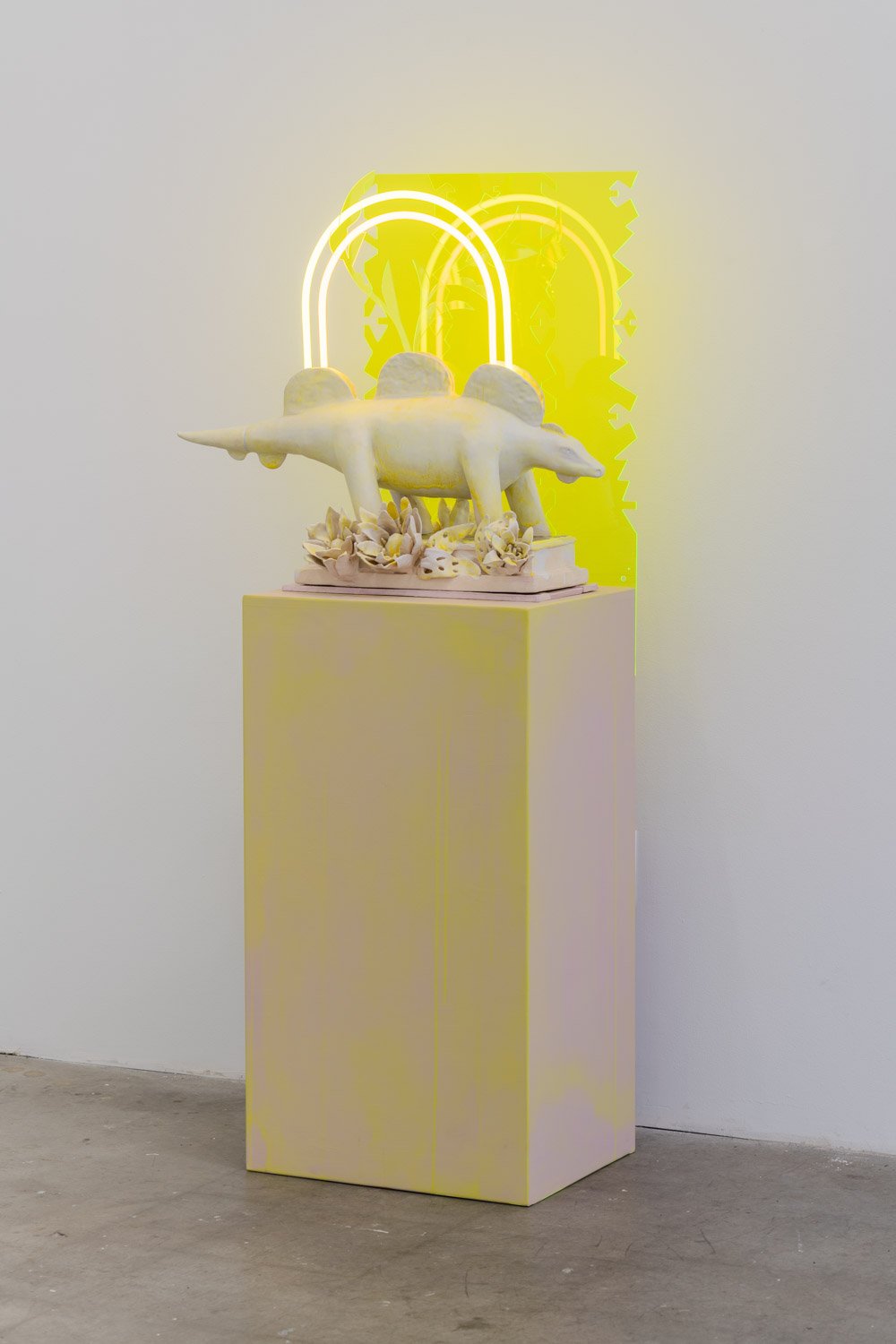 To dog a portal, 2022, exhibition installation view