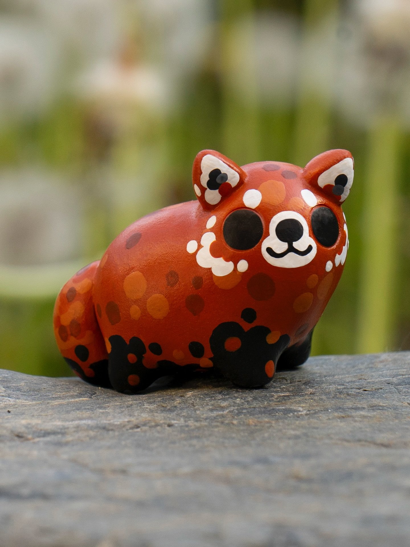 EDIT: shop update is live!
shop update will be live in about 30 minutes (7PM CEST)
previews are in my stories :) be there or be square!! 🟨
.
#taraminart #quirkyanimals #polymerclay #fimo #polymerclayartist #clayanimals #clayartist #claysculpture #sc