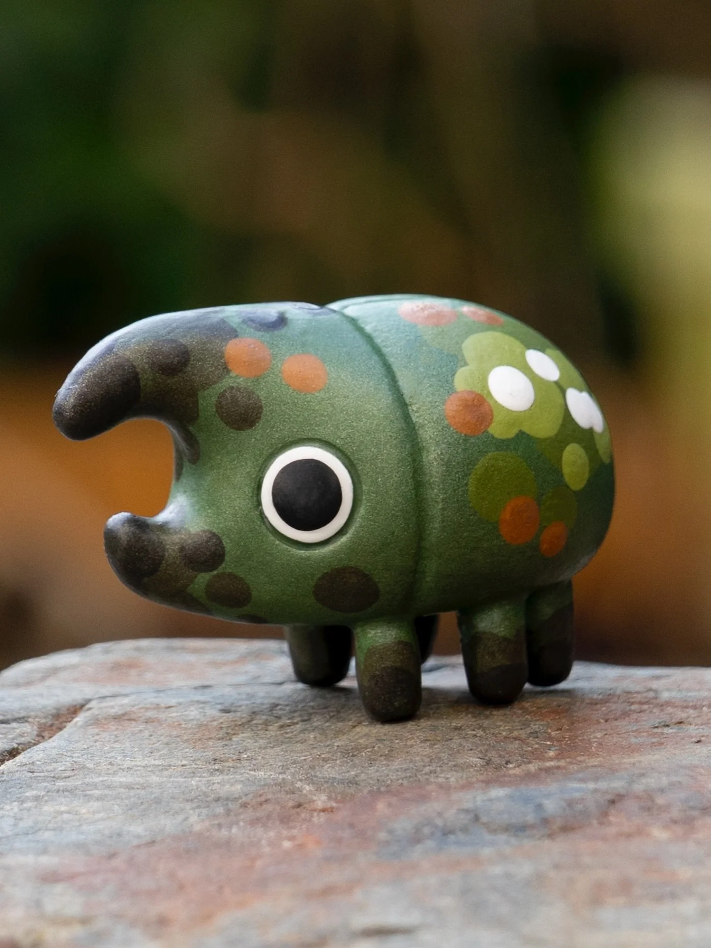 i love making beetles but, oh, the legs. too many legs. 🪲
shop update will be live soon - check out my stories for previews 💕
.
#beetle #bug #polymerclay #myfimo #fimoprofessional