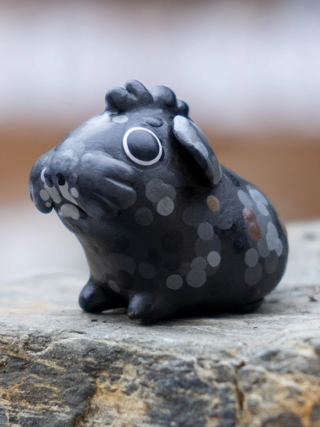 this was a first for me and definitely a challenge. fluffy animals are always a struggle but it being shaped like a potato underneath just adds another layer of difficulty.
.
#polymerclay #fimoprofessional #guineapig