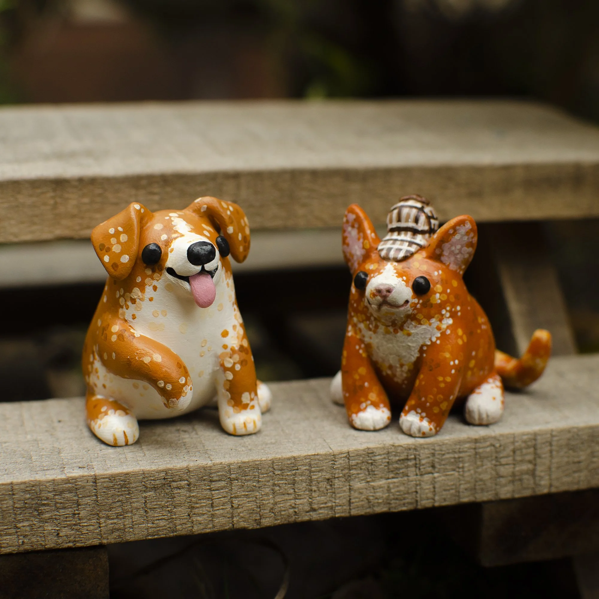 Polymer clay cat and dog pet commissions sculpture by Taraminart