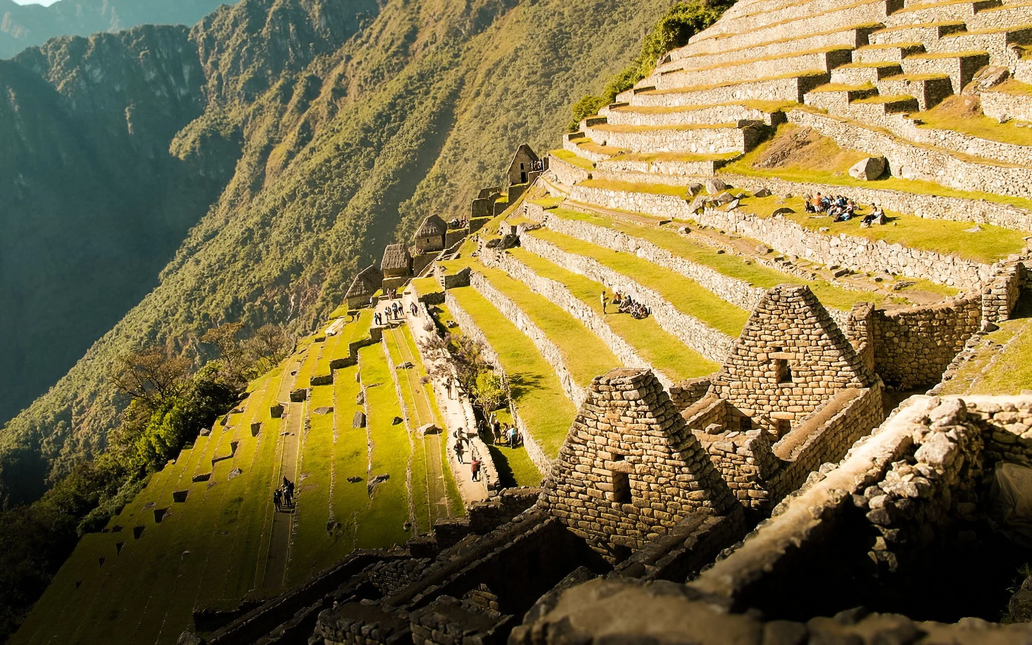  Trekking the Ancient Incan Terraces. 