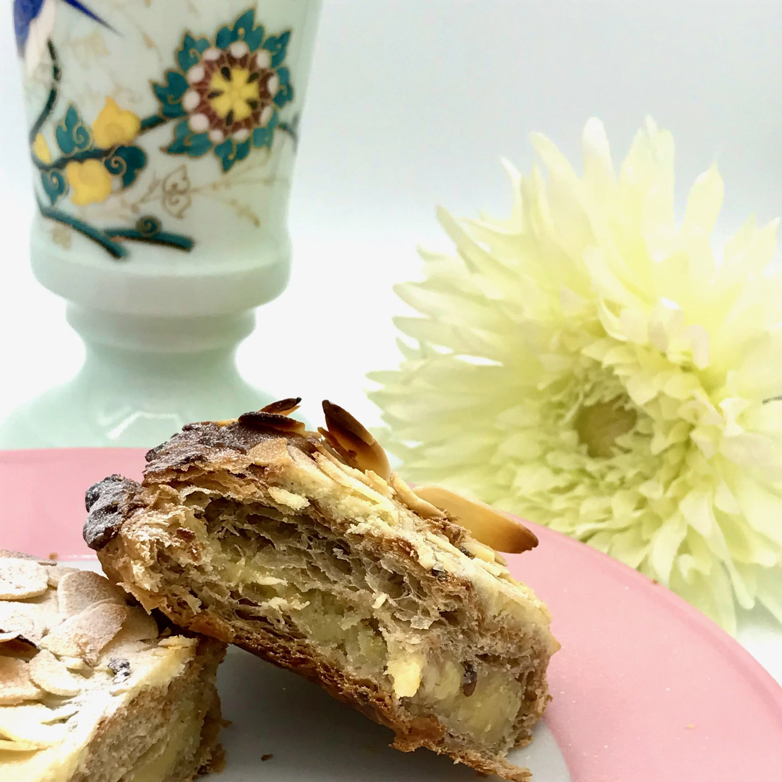 Croissants aux Amandes
