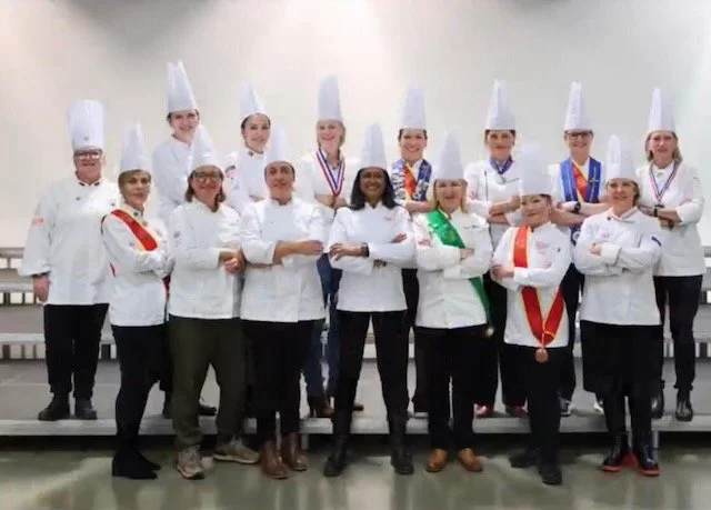 Hier zijn de vrouwen! 