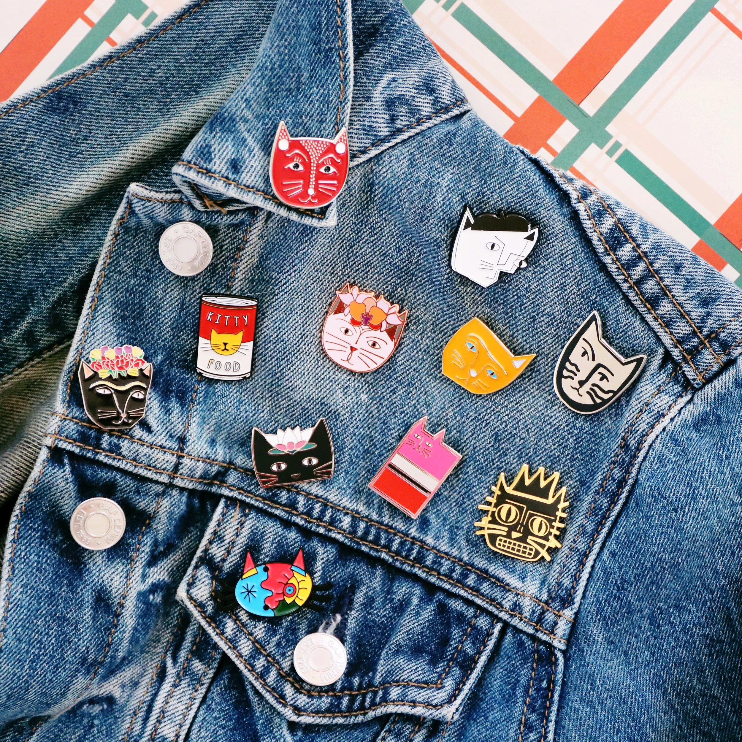 2022-11-26 Cat Artist Pins.jpg