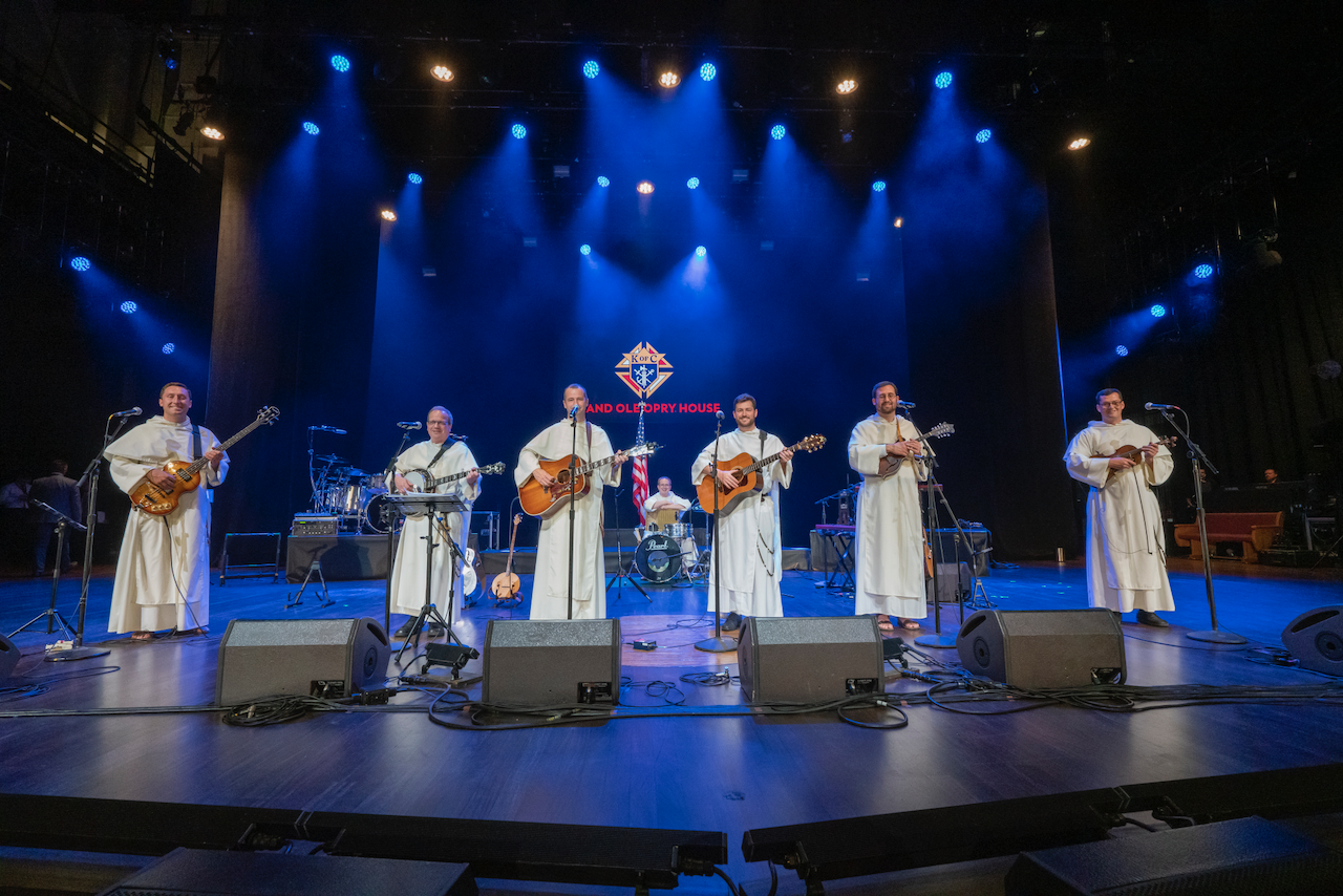 ABOUT — THE HILLBILLY THOMISTS