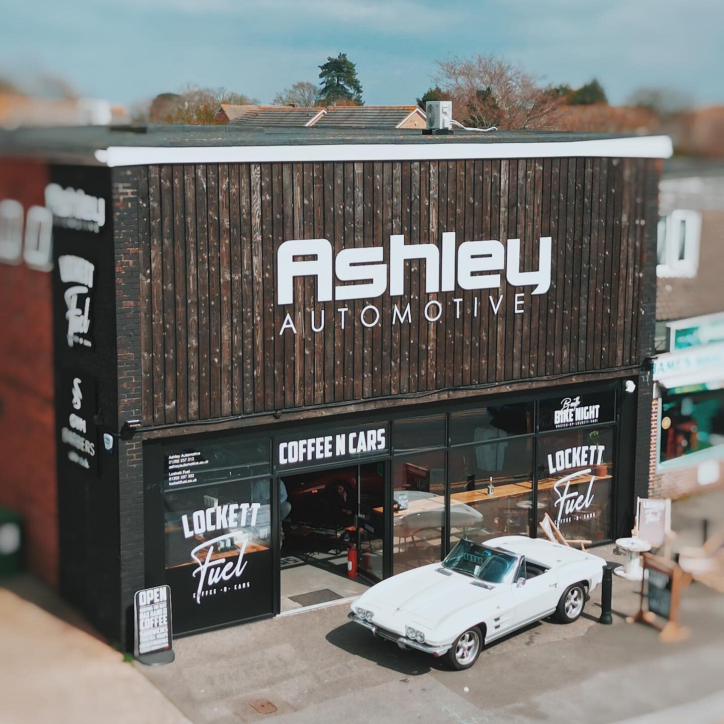 Caffeine &amp; American Muscle Machines

🚗: 1964 Corvette C2 Stingray 

☕️: serving @badhandcoffee 

#lockettfuel #ashleyautomotive #coffeeshop #coffeelover #classiccars #americanmuscle #carsofinstagram #cargram