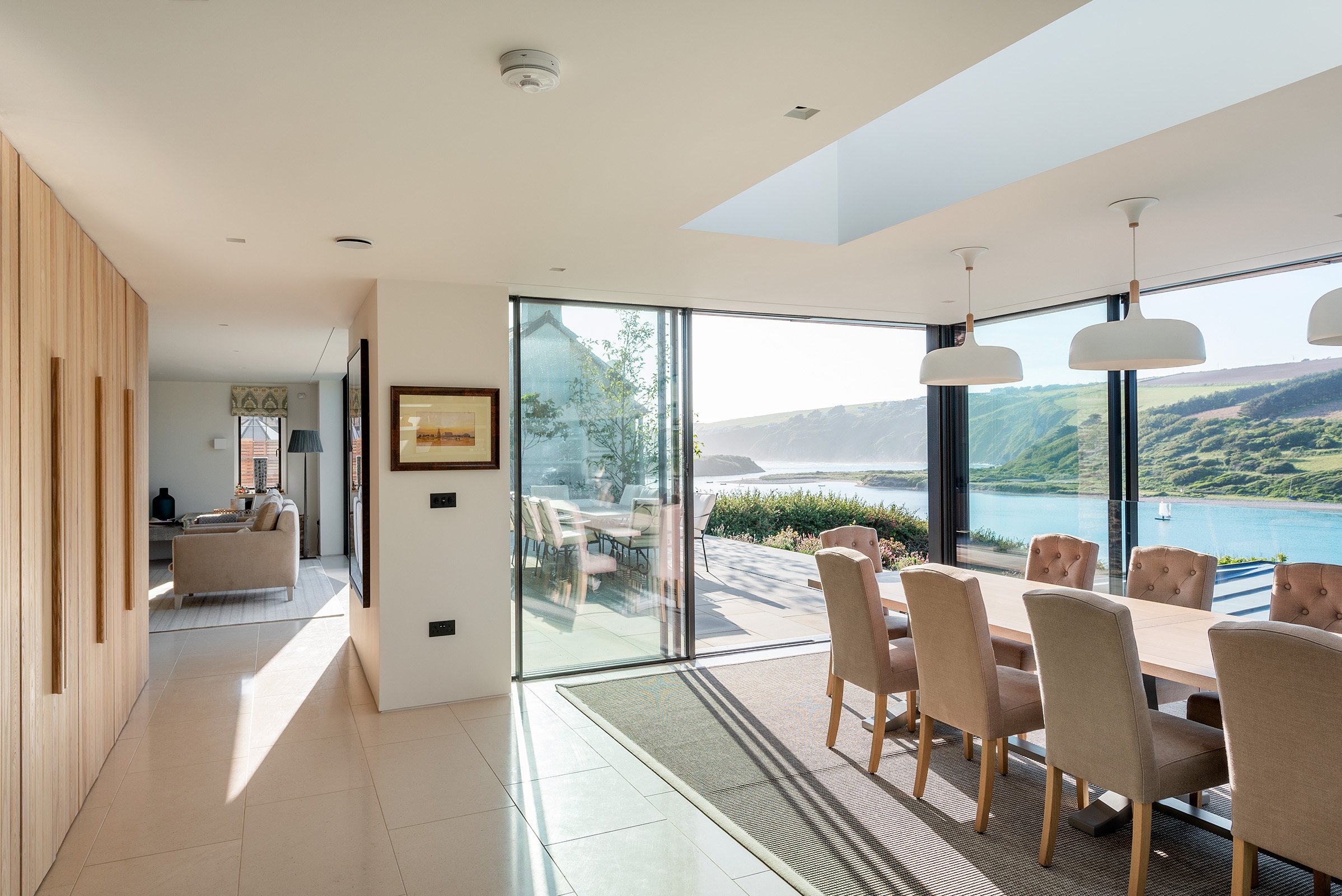 Bantham Coastal renovation. corner glazing .jpg