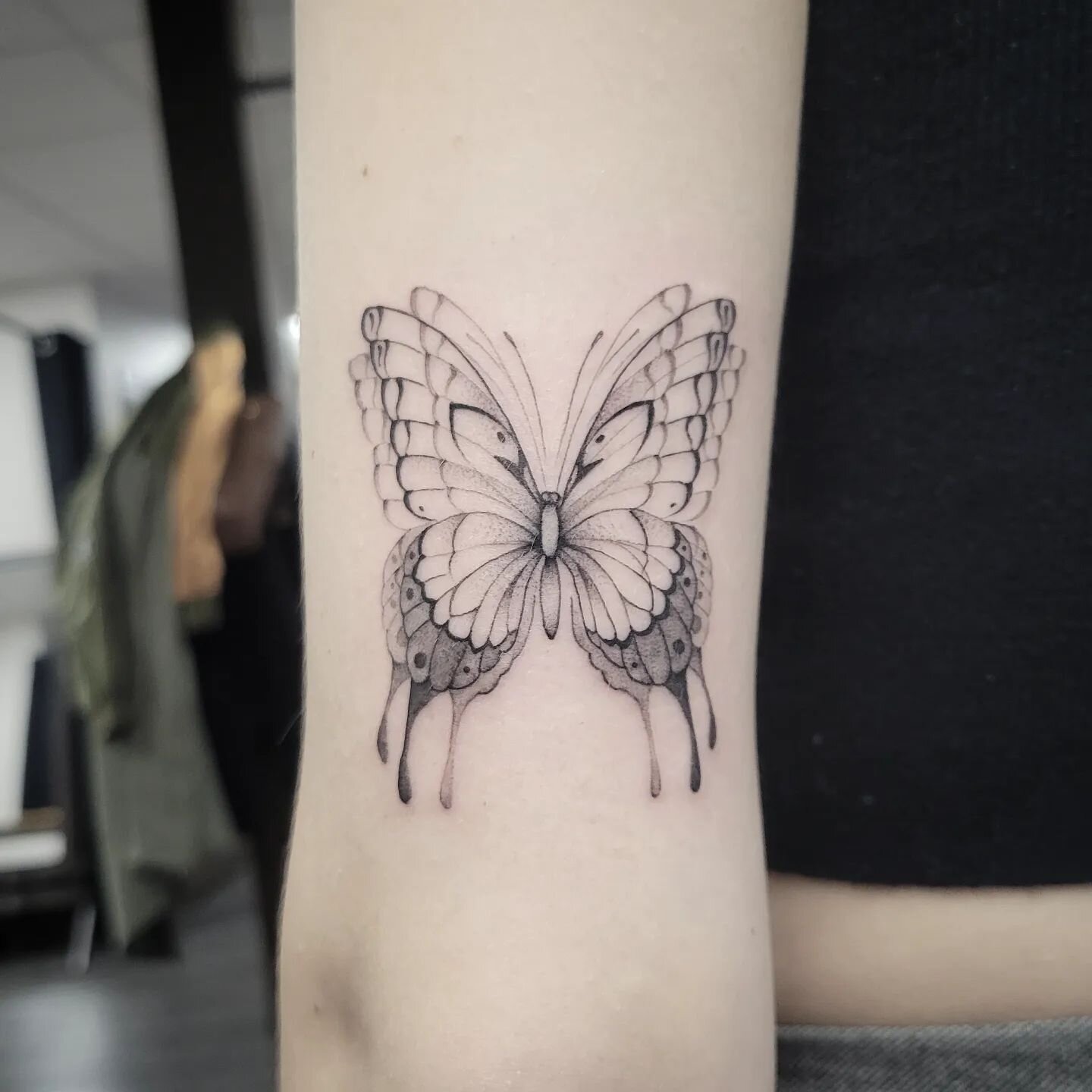 Aquatica Tattoo on Instagram Trippy Butterfly By Guest Artist  graphitenoir for nicolejadeharradine aquaticatattoo