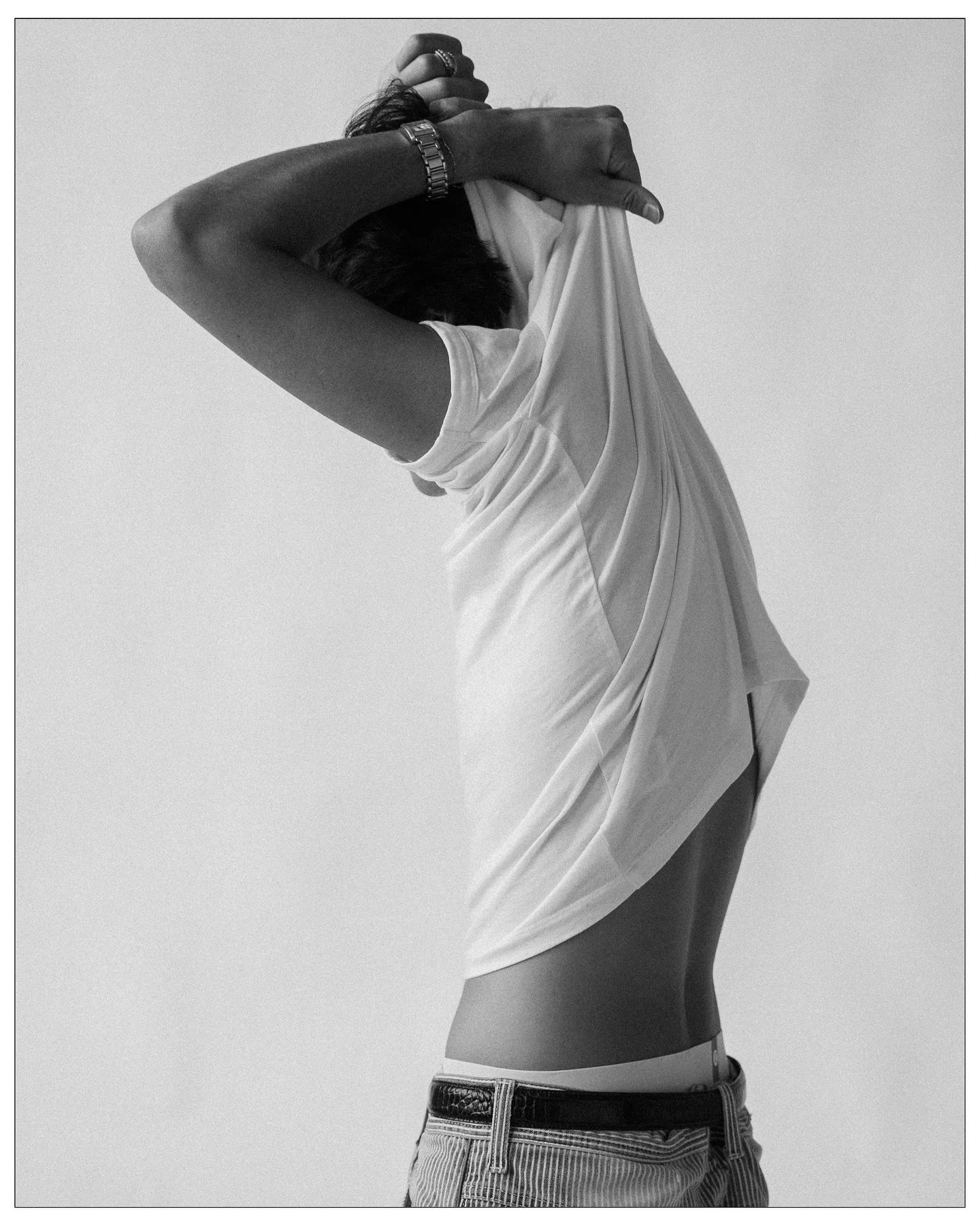 might be my favorite photos i have ever taken. 

had so much fun with nick in the studio, left feeling inspired to create more. @goldyyy366 you absolutely crushed it, so blown away by you!!! thank you for trusting me and my vision.
