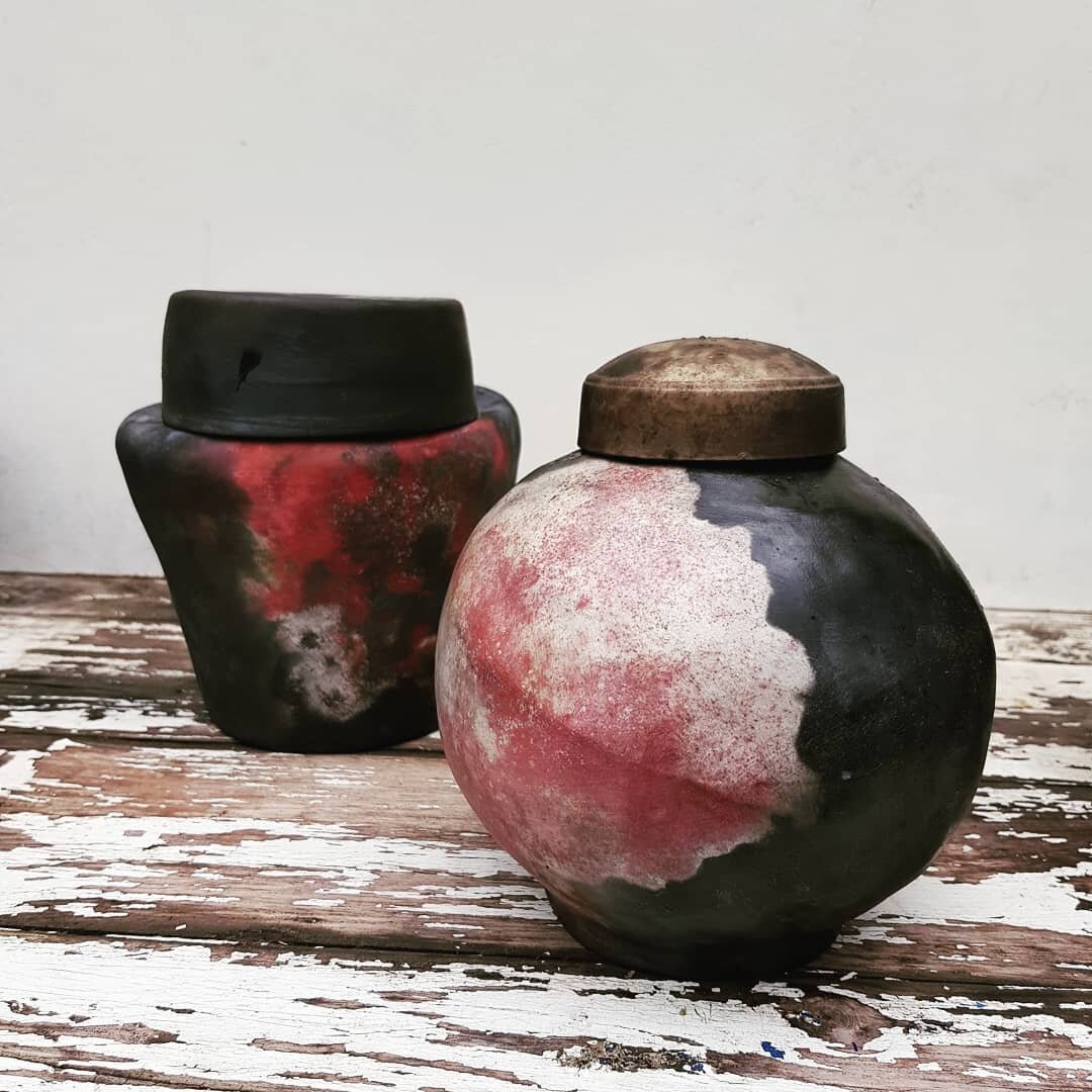 Our first trail of Pit Firing our urns. We will continue to develop ideas for creating these unique pieces.