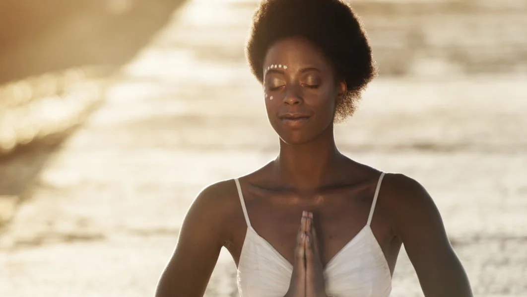 o-BLACK-WOMEN-IN-YOGA-facebook-1-e1503725328128-1062x598.jpg