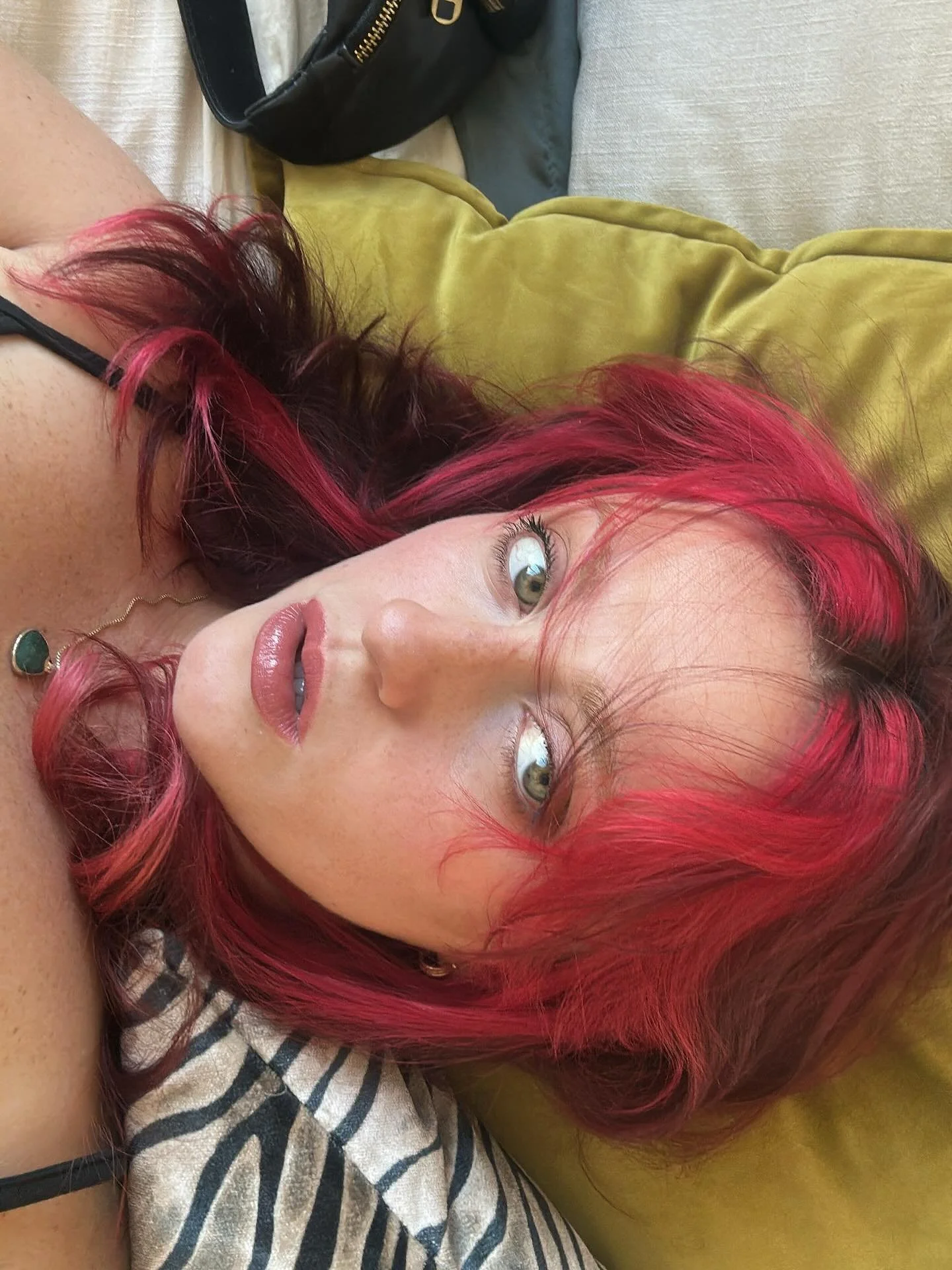 if you saw this on my story, no you didn&rsquo;t. (like it again)