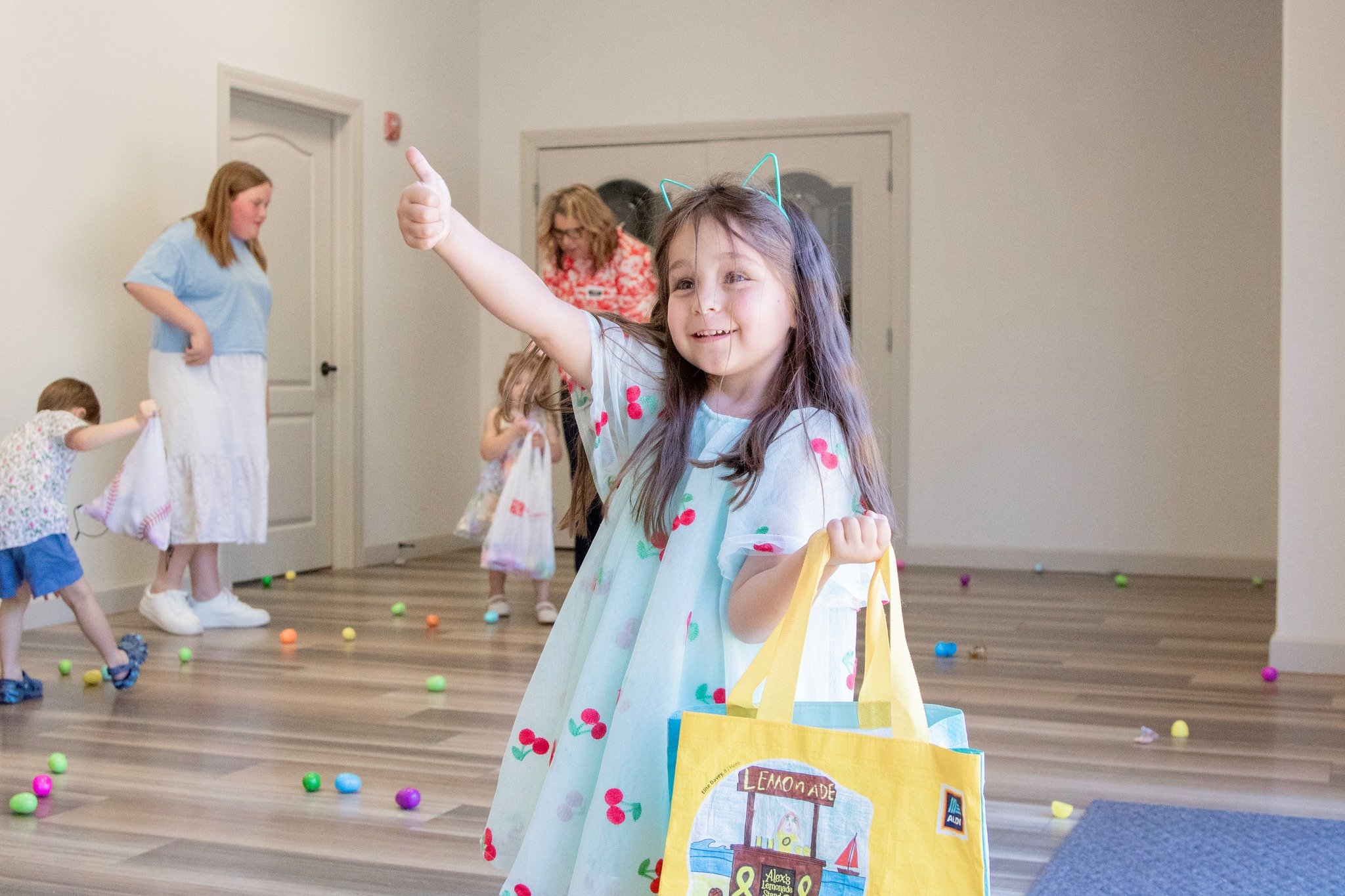 Egg hunts with the littles!
We had so much fun last Sunday 🌼 Bring your whole family this week!!
Every Sunday @ 10am