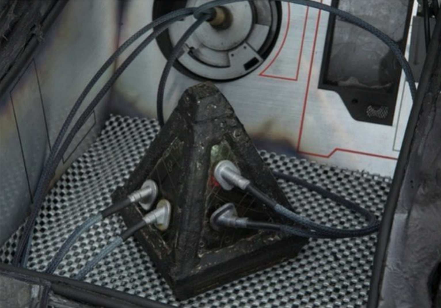 'Star Wars' Finally Explains How The Sith Wayfinder From 'The Rise Of Skywalker' Works