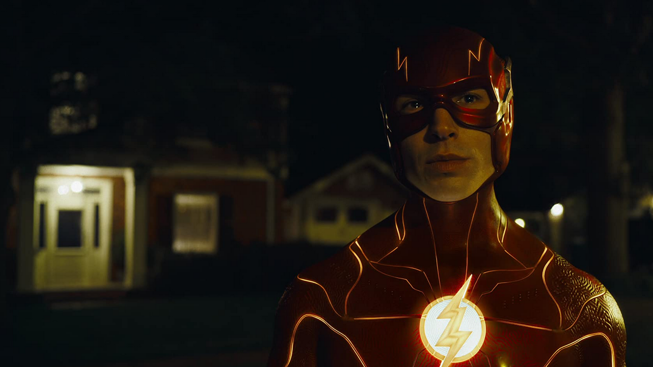 The Flash's final trailer showcases Batman, Supergirl, and worlds