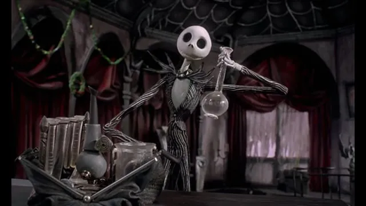 10 Gadgets That Will Make Your Kitchen Be The Spookiest In Halloween Town