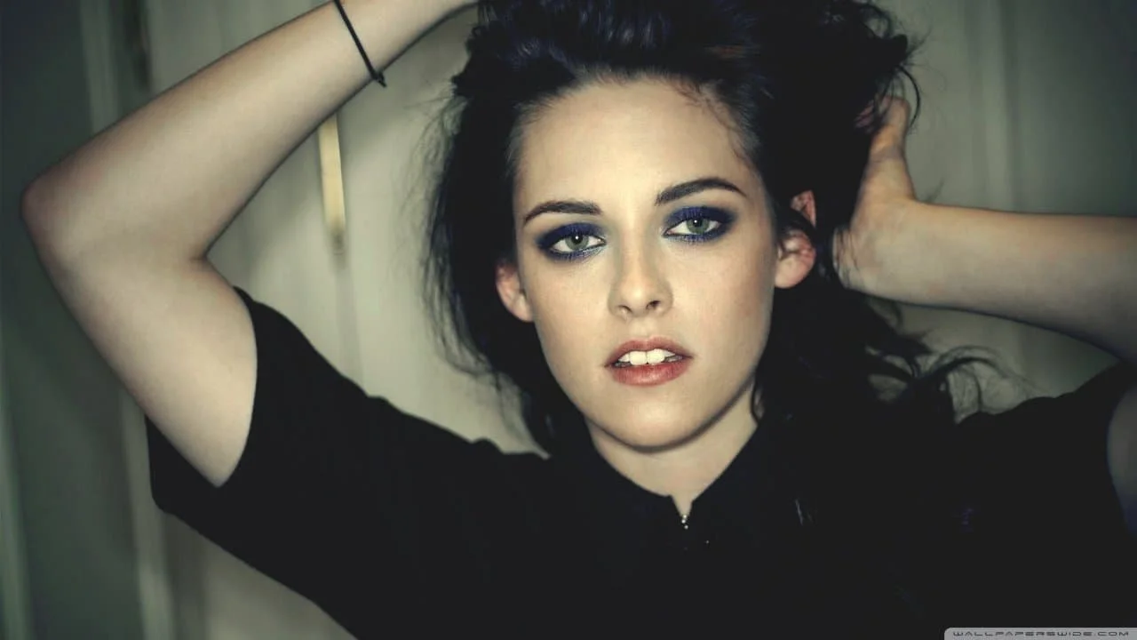 Kristen Stewart Suggests She's Interested In Doing A 'Twilight' Reboot