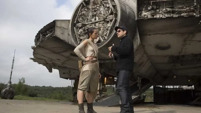 Daisy Ridley and J.J. Abrams on set.